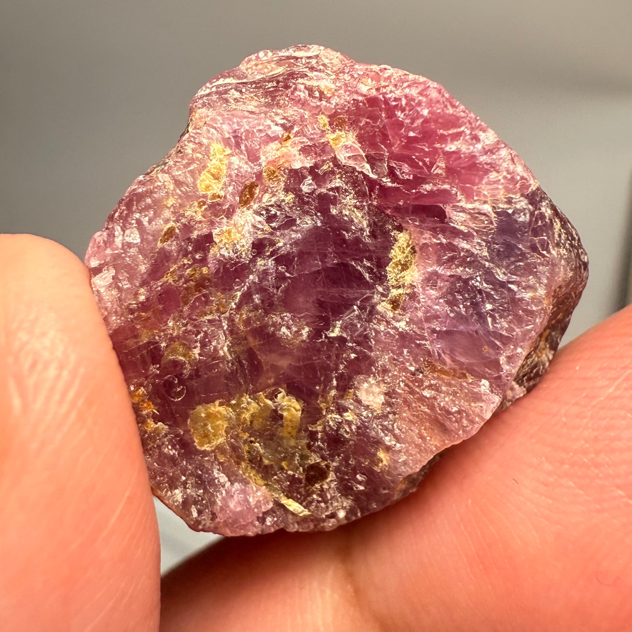 Ruby/Sapphire Crystal, Untreated Unheated, Tanzania, a dab of oil will remove the white dryness on the skin, Translucent, 63.88ct