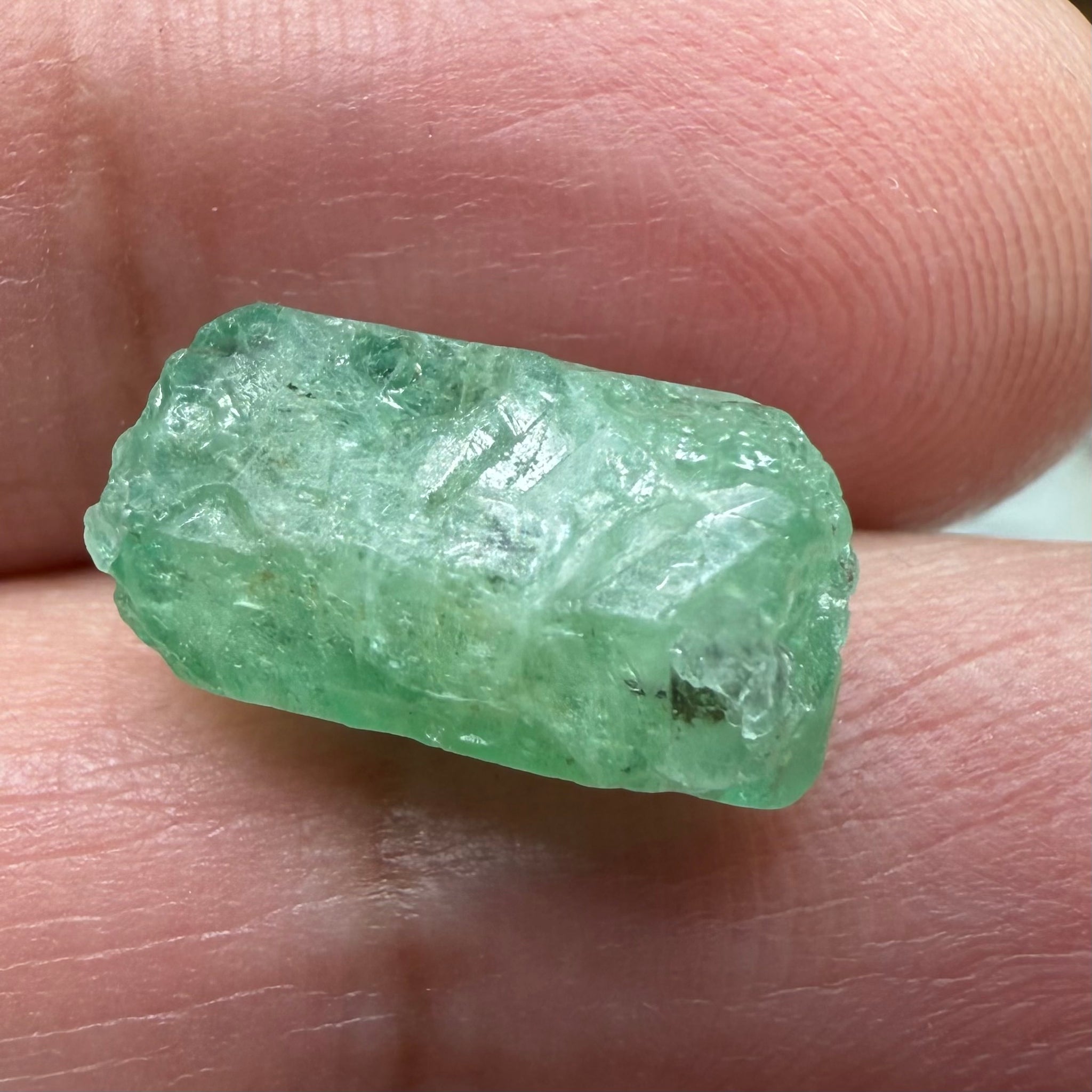 Emerald Crystal, 7.24ct, Tanzania, Untreated Unheated, specimen grade