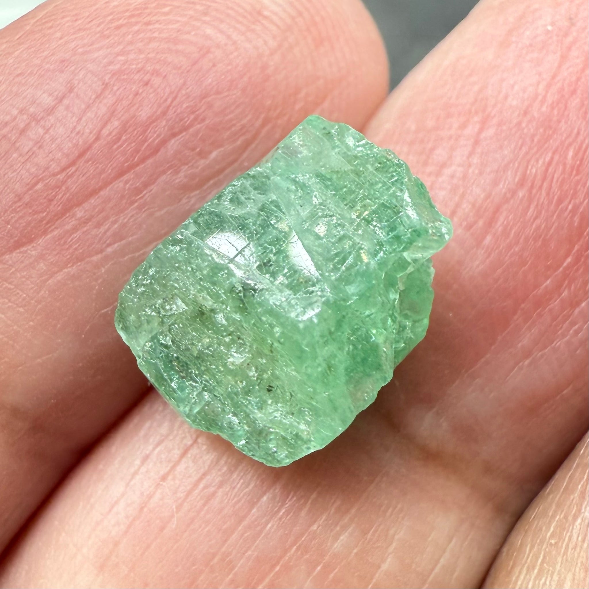 Emerald Crystal, 6.57ct, Tanzania, Untreated Unheated, specimen grade