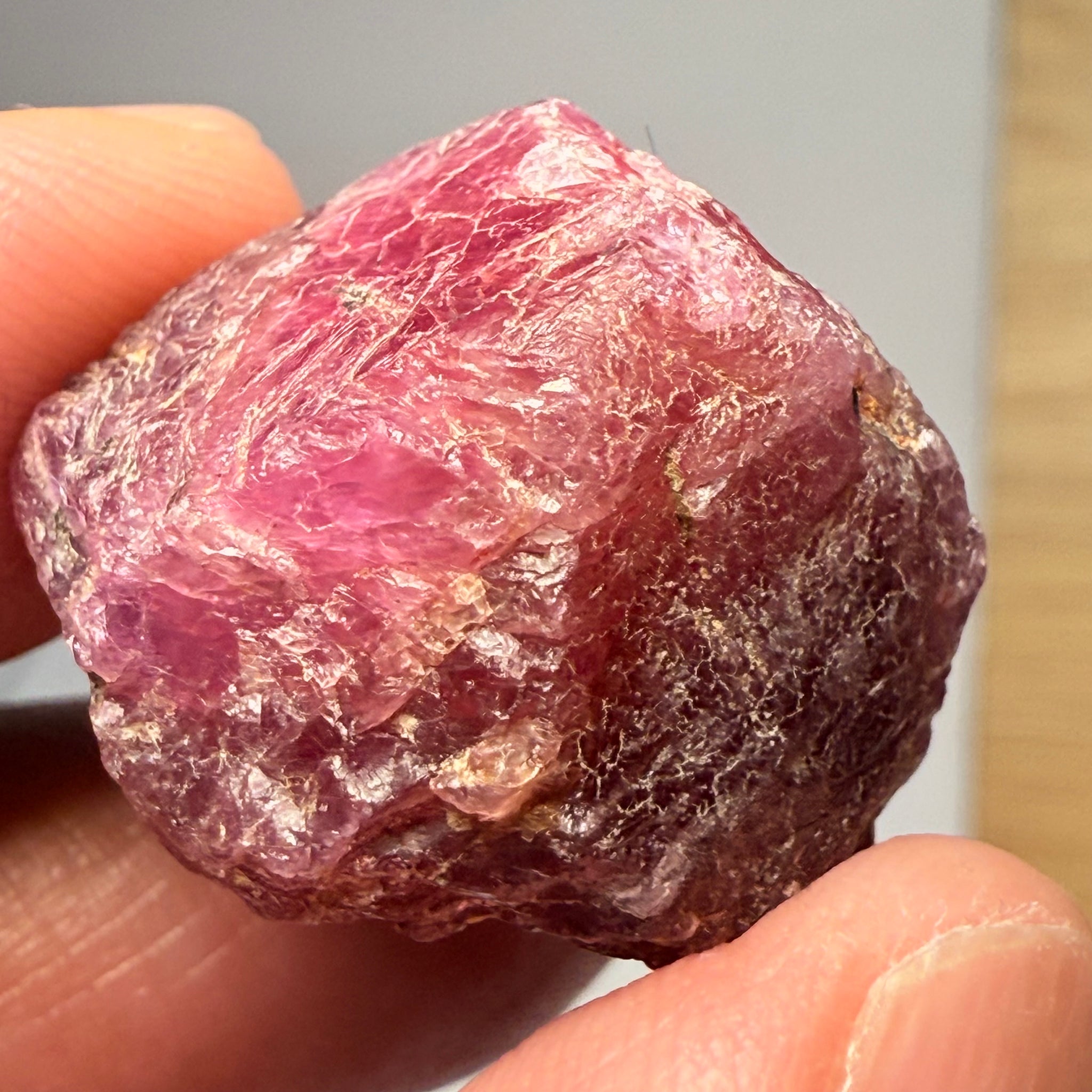 Ruby/Sapphire Crystal, Untreated Unheated, Tanzania, a dab of oil will remove the white dryness on the skin, Translucent, 63.88ct