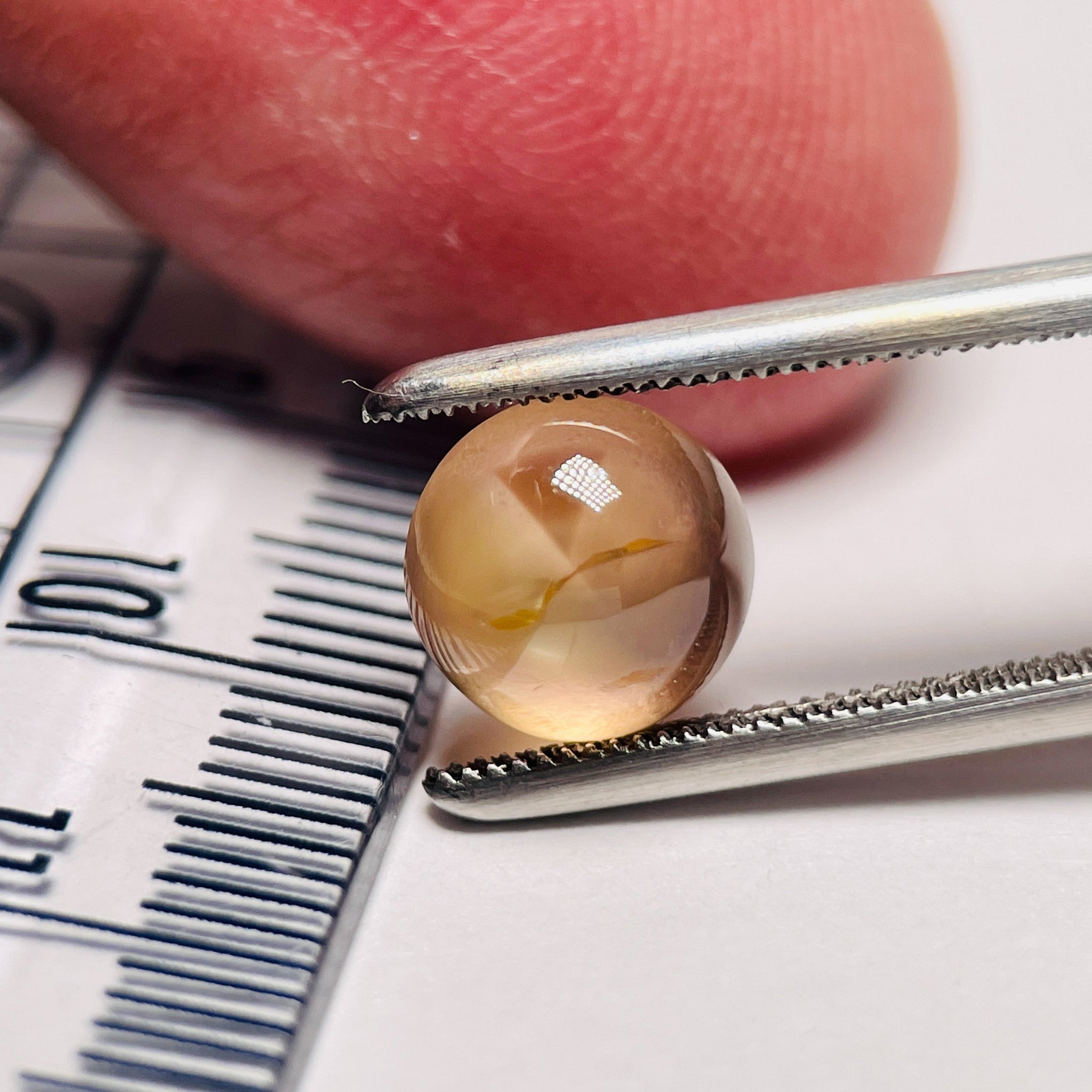 2.84Ct Sapphire Cabochon Seems To Have A Moving Star But As Point Umba Valley Tanzania. Untreated