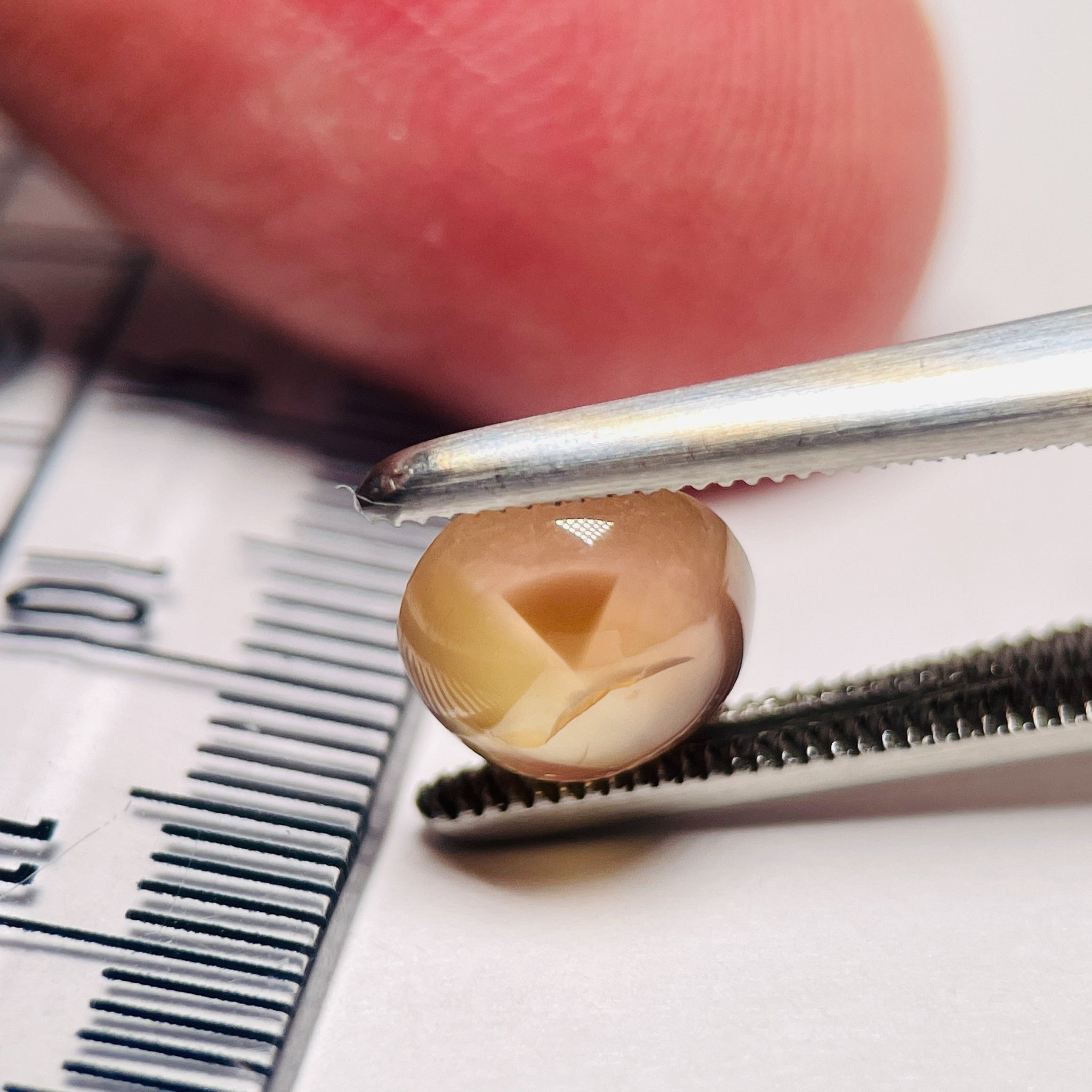 2.84Ct Sapphire Cabochon Seems To Have A Moving Star But As Point Umba Valley Tanzania. Untreated