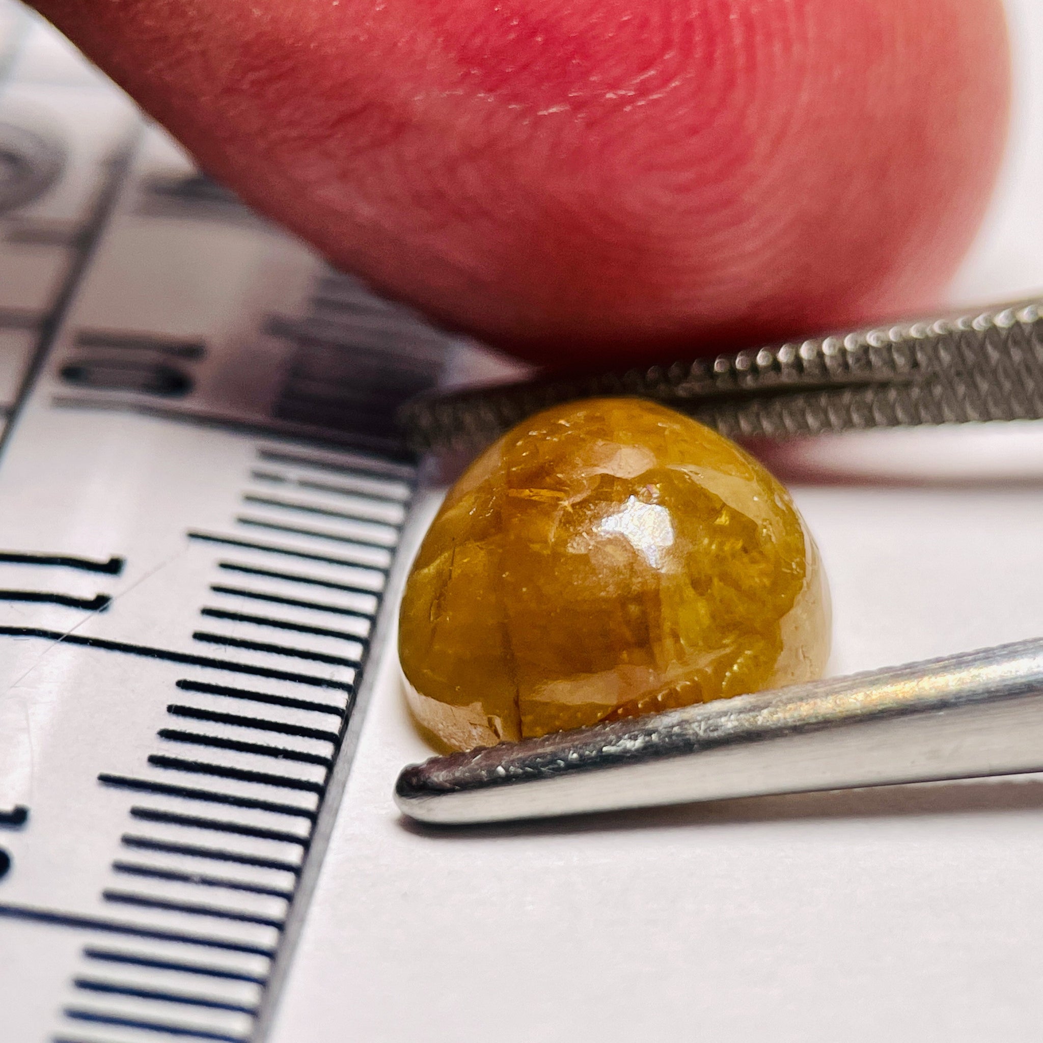 8.10Ct Sapphire Cabochon Umba Valley Tanzania. Untreated Unheated