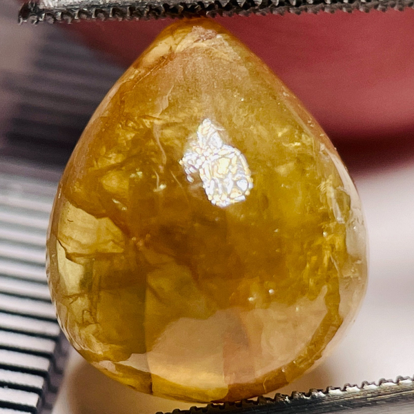Sapphire Cabochon, 8.10ct, Umba Valley, Tanzania. Untreated Unheated