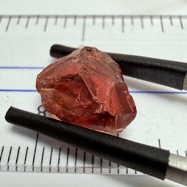 Umba Garnet, 6.90ct, Umba Valley, Tanzania, Untreated Unheated, vvs-if but flattish shape, see side pictures