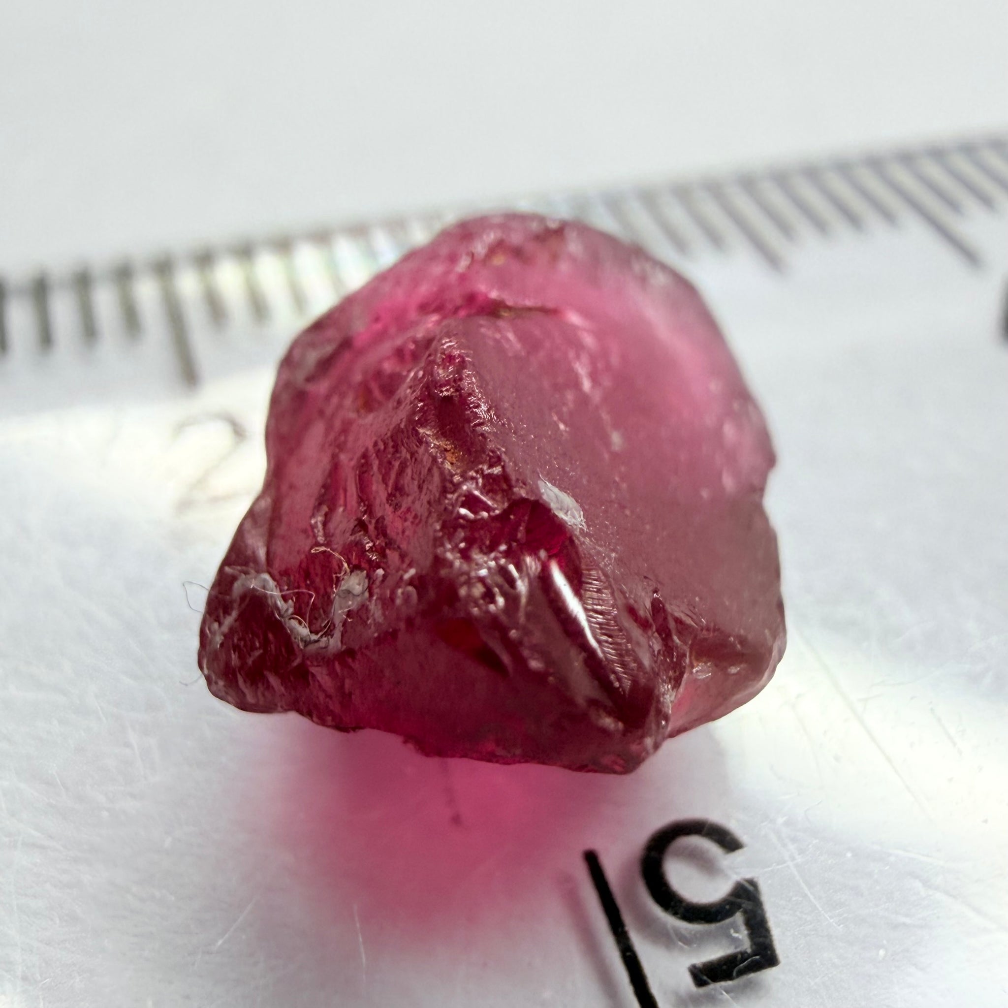 Tanga Garnet, 6.88ct, Mlimbi, Mwakijembe, near the kenyan border, Tanzania, vvs, note flattish shape