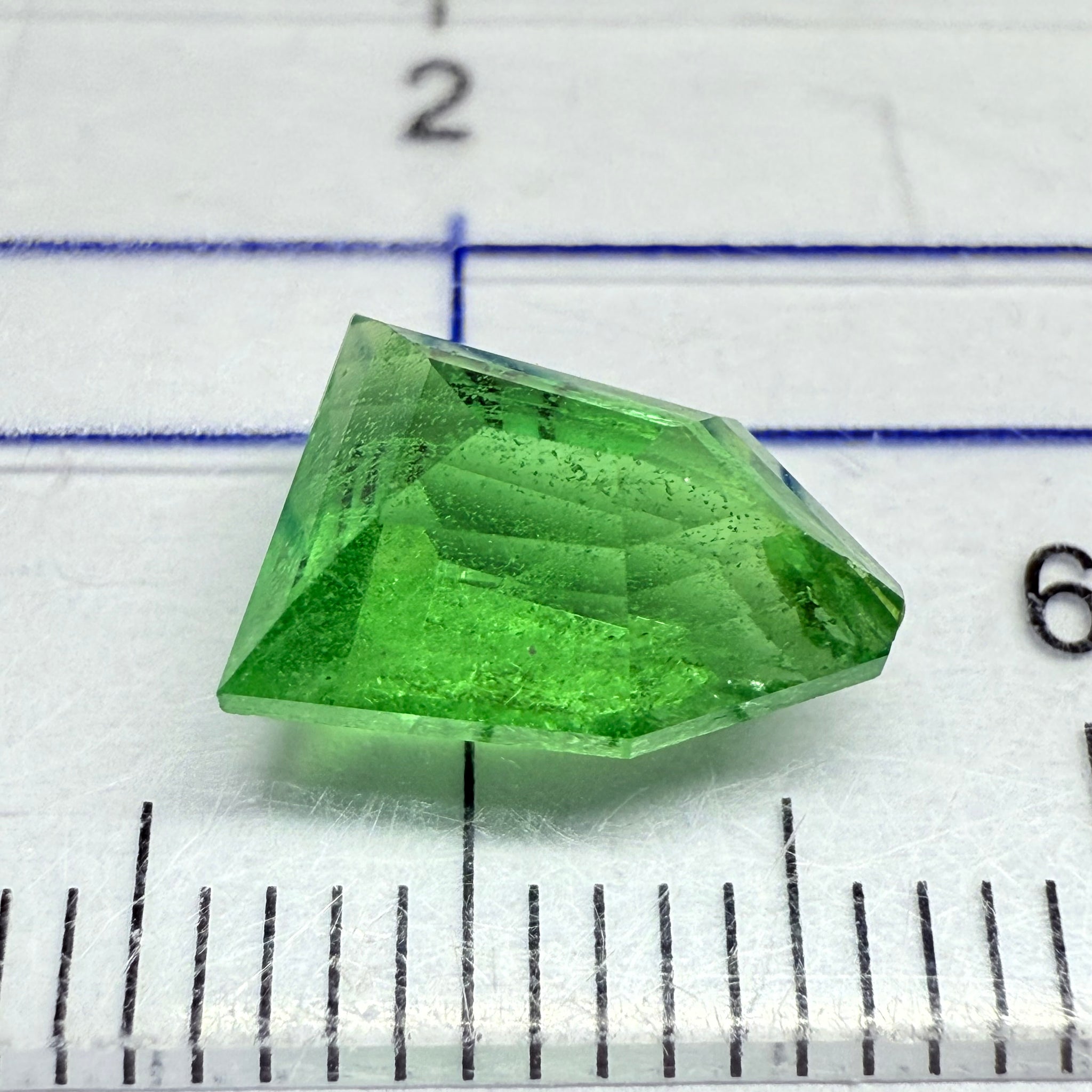 Tsavorite Garnet, 2.60ct, Tanzania, Untreated, Unheated, fancy cut