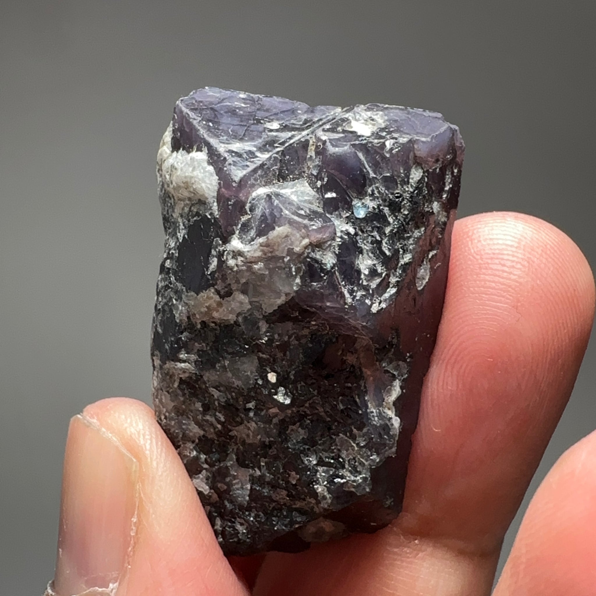 Mahenge Spinel Crystal, 157.66ct, Tanzania. Untreated Unheated