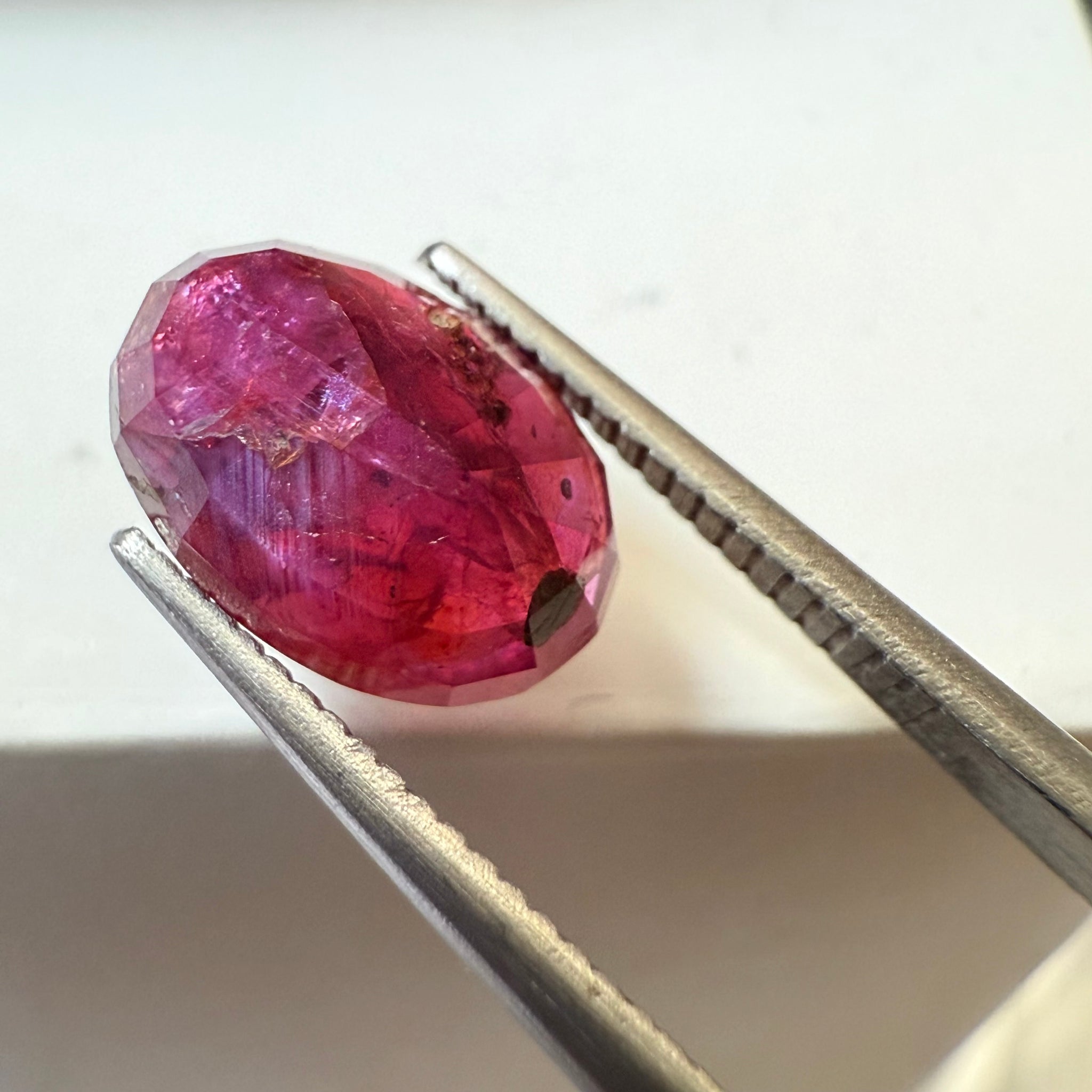 Sapphire 2.38ct, Winza, Tanzania, Untreated Unheated. Native cut, see pictures