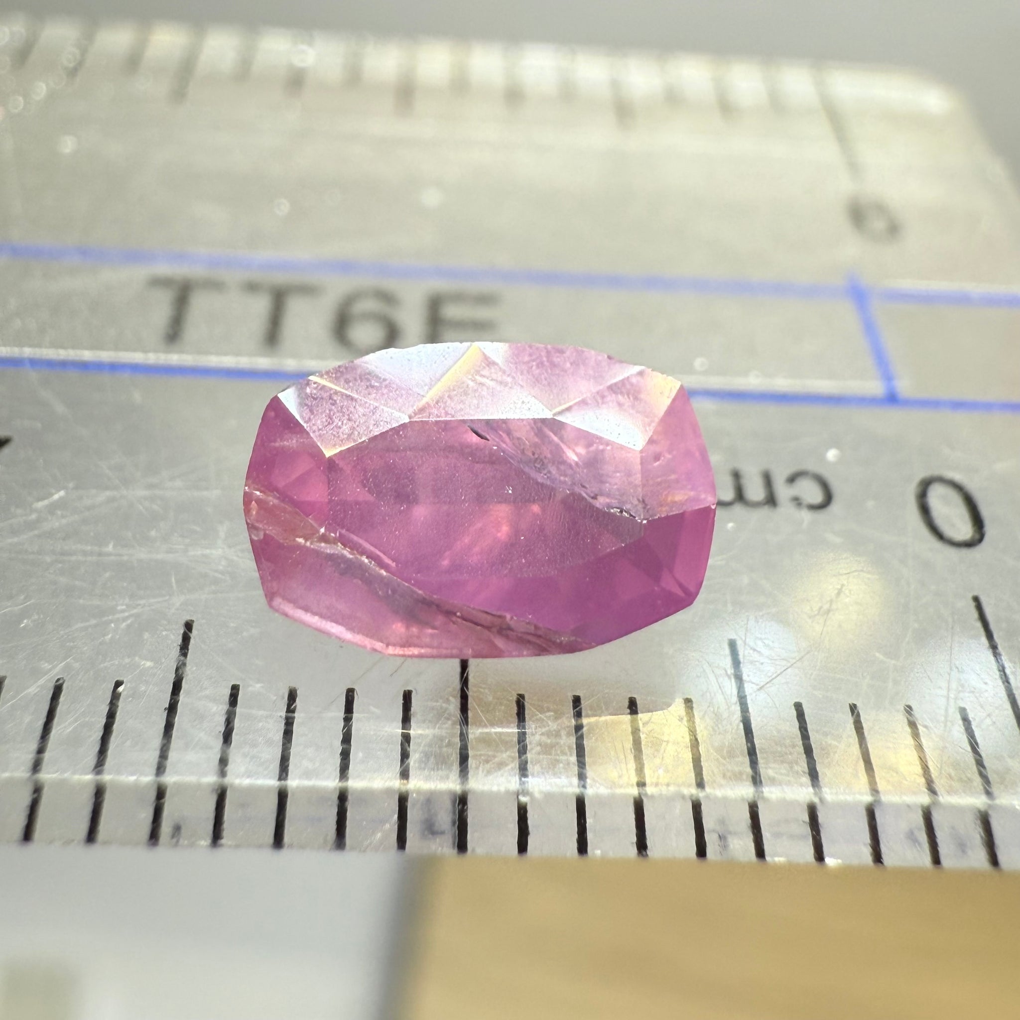 Sapphire 1.63ct, Winza, Tanzania, Untreated Unheated. Native cut, see pictures