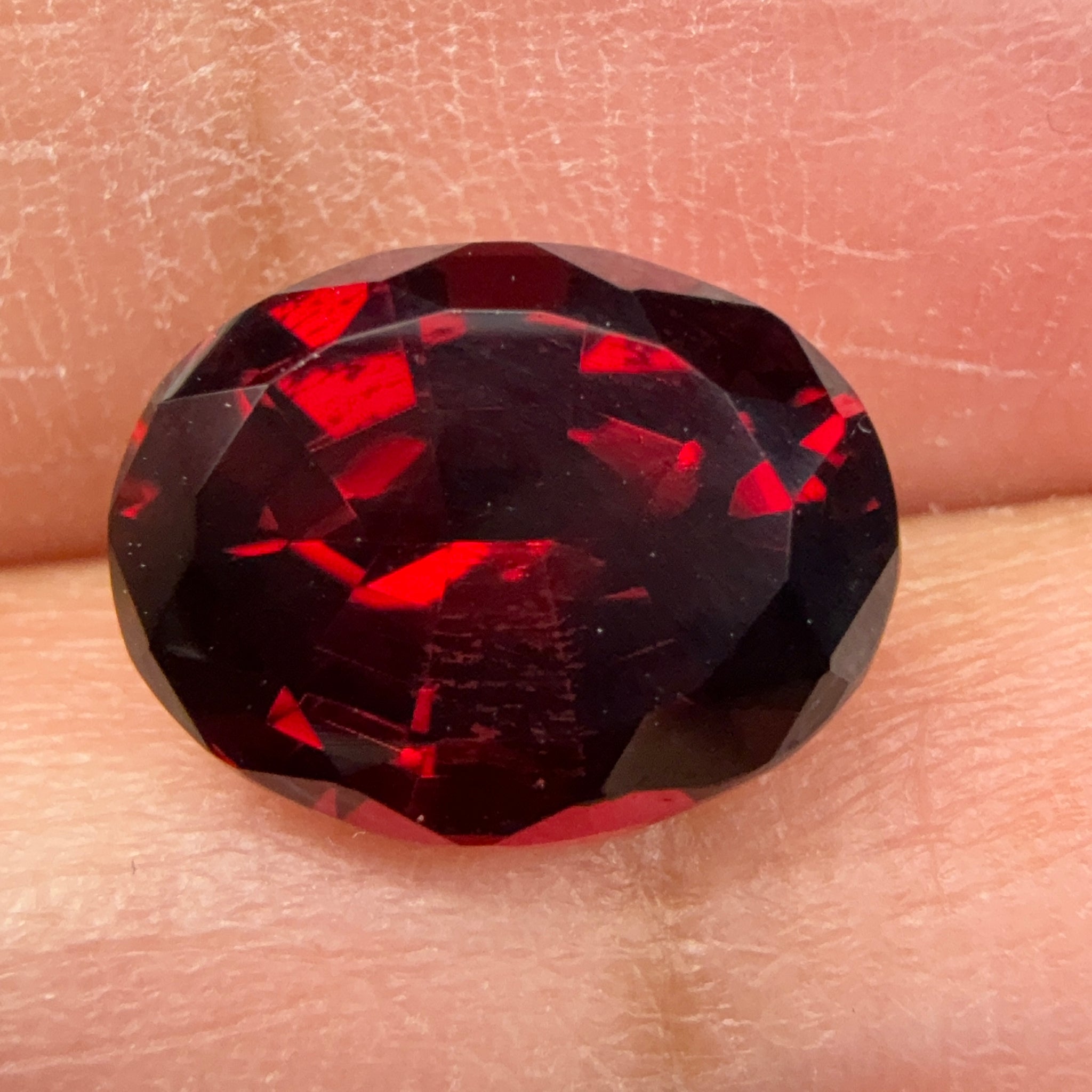 Umbalite Garnet, 3.90ct, Tanzania, Untreated Unheated, darkish but beautiful shades of colour coming through