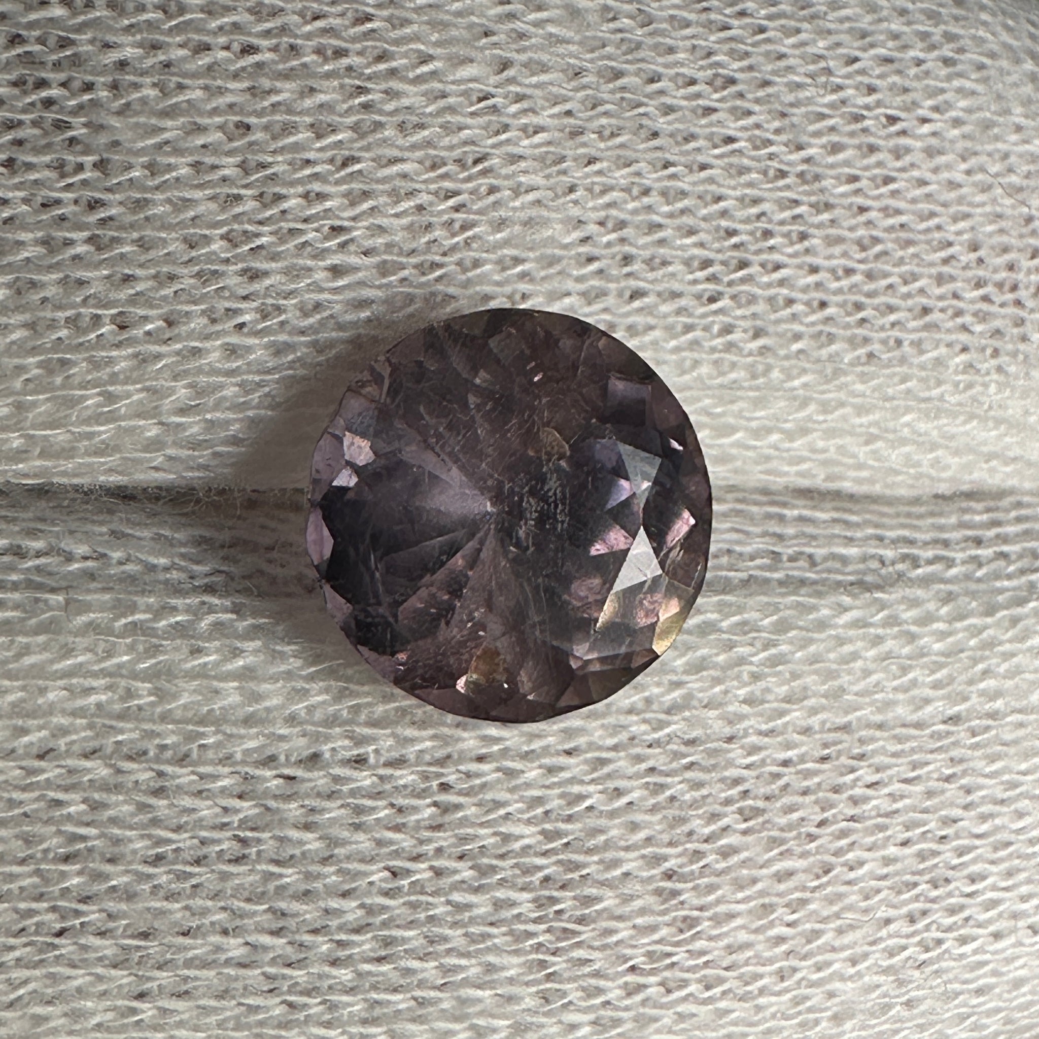 Colour Change Sapphire, 4.84ct, Umba, Tanzania. Untreated Unheated. See photos for colour change