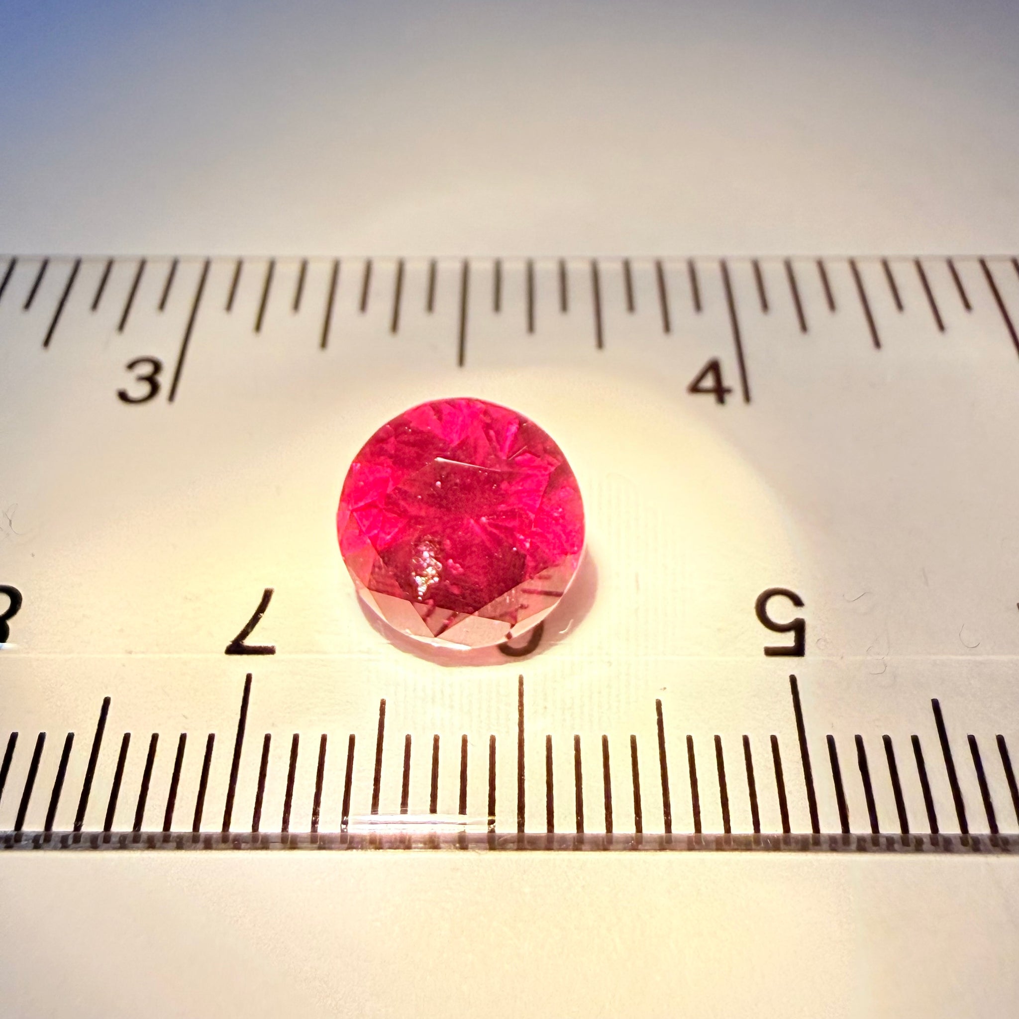Colour Shift Garnet, 4.35ct, Tanzania, Untreated Unheated, very fiery stone, slightly included and silky, inclusion right under the table, but going cheap