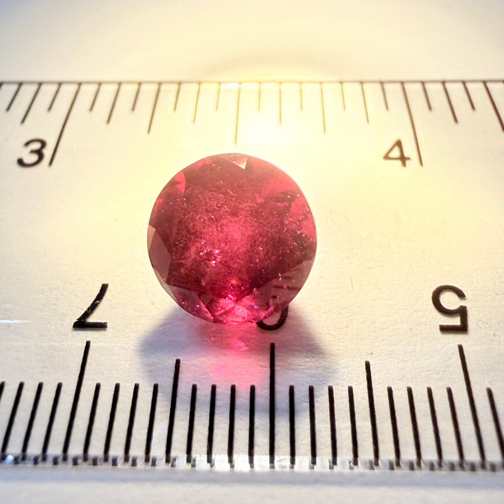 Colour Shift Garnet, 4.35ct, Tanzania, Untreated Unheated, very fiery stone, slightly included and silky, inclusion right under the table, but going cheap