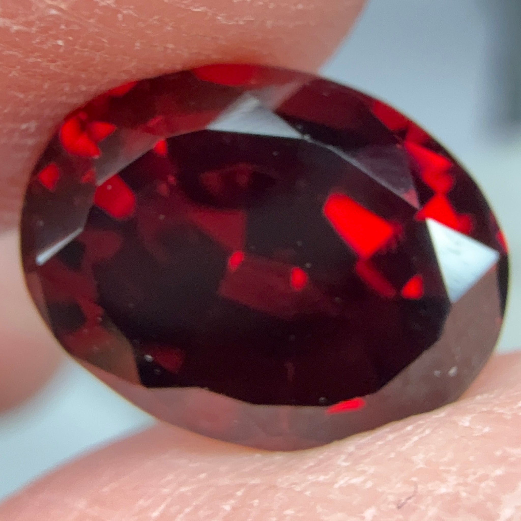 Umbalite Garnet, 3.90ct, Tanzania, Untreated Unheated, darkish but beautiful shades of colour coming through