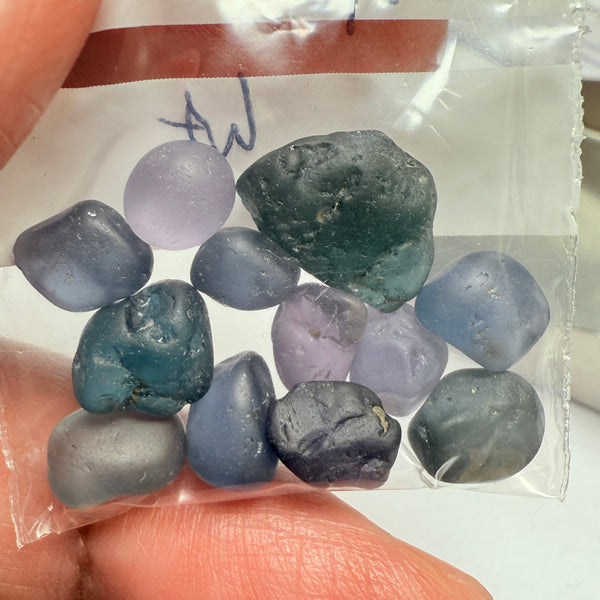 Tunduru Spinel Lot, 32.49ct, Tunduru, Tanzania, Untreated Unheated, included to slightly included