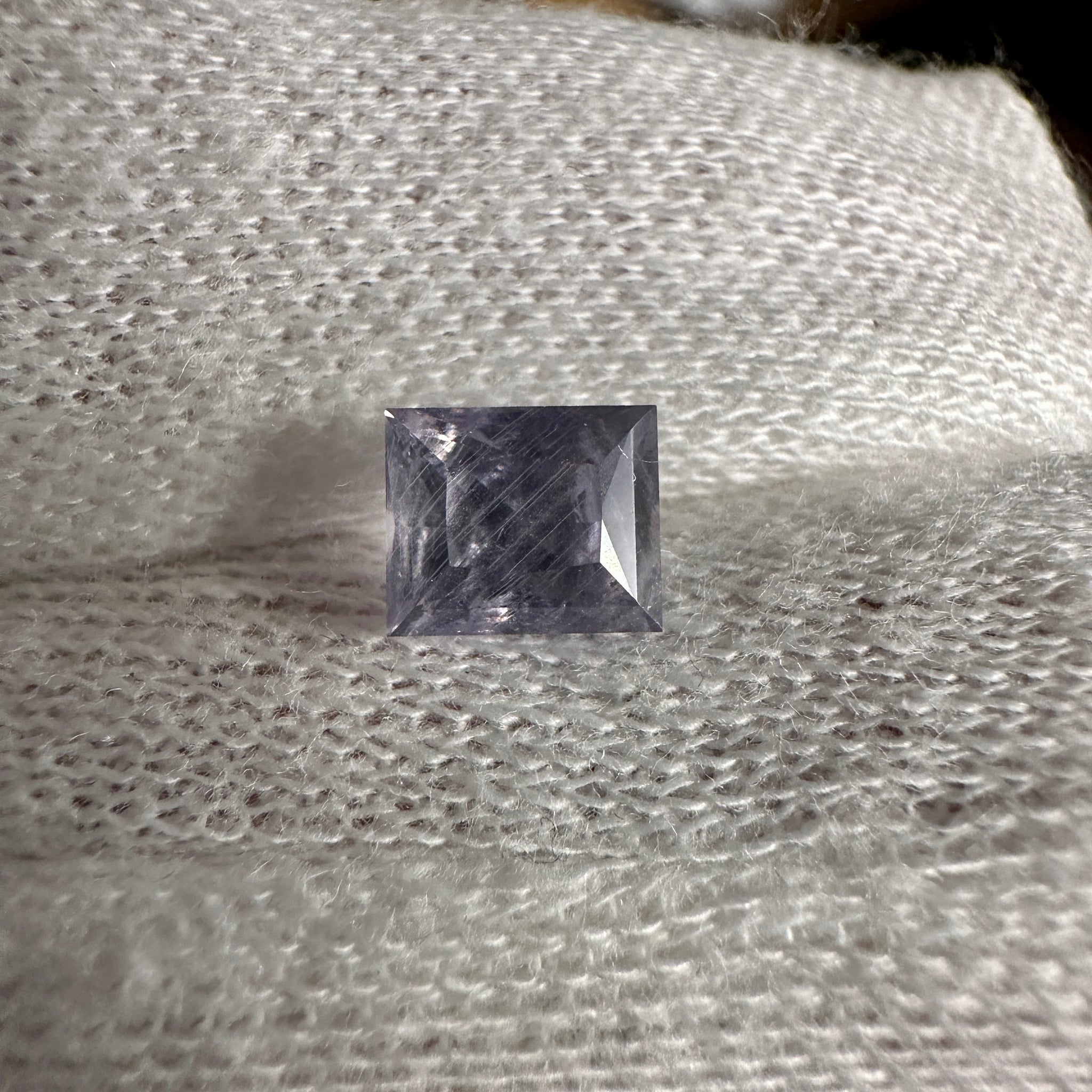 Sapphire, 1.83ct, Umba Valley, Tanzania, Untreated Unheated. Slight Colour Change.