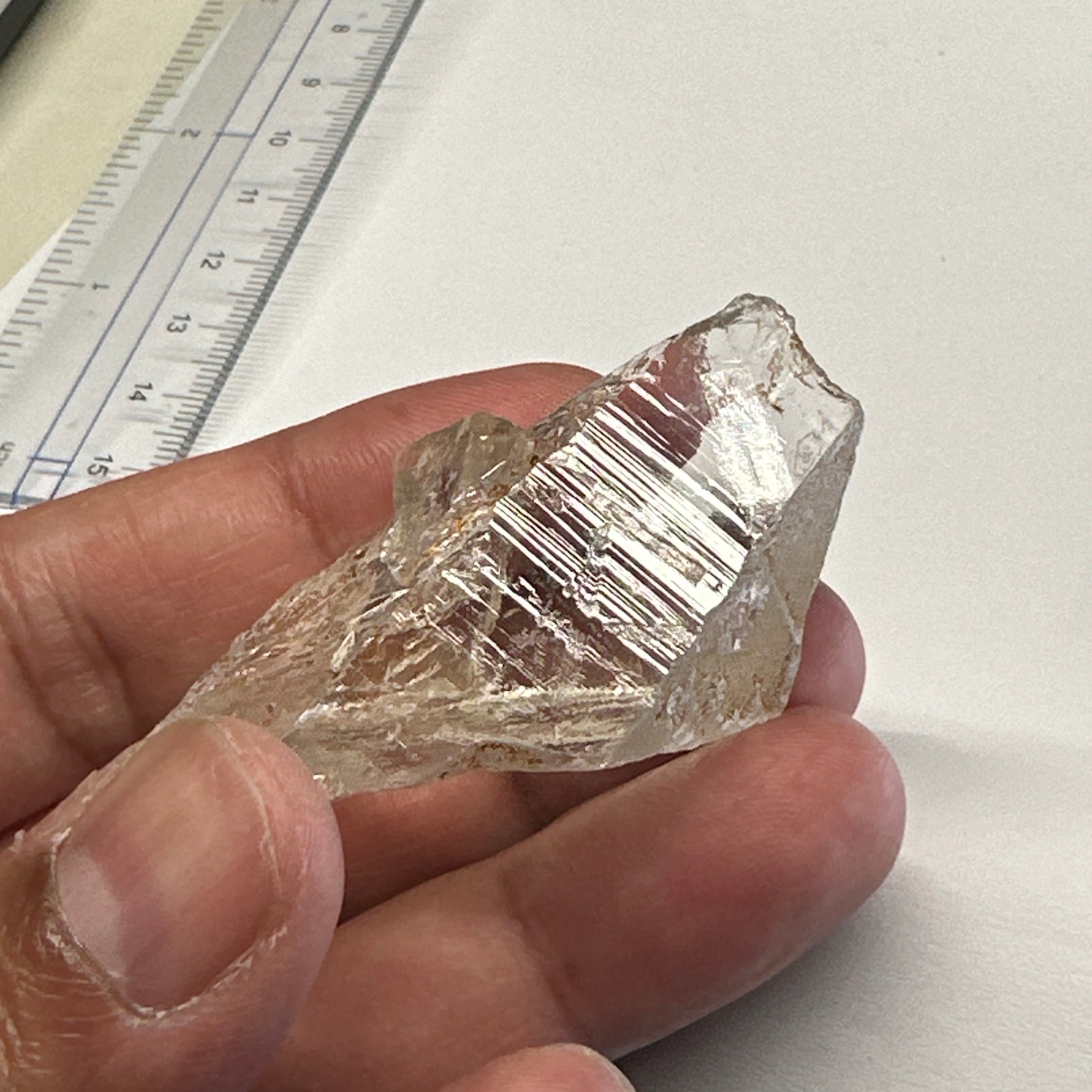Mondo Quartz Crystal, 32.60gm, Tanzania