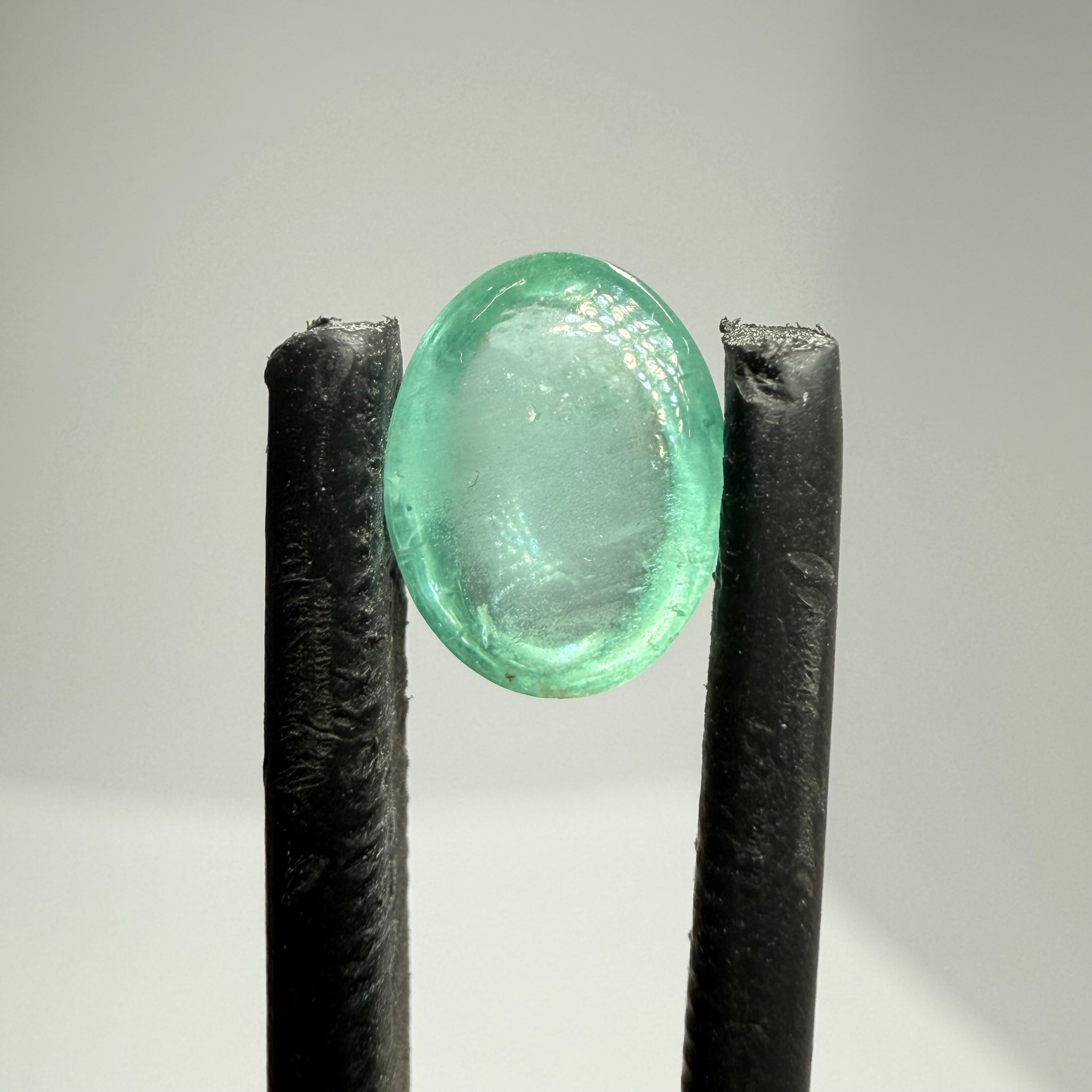 Emerald Cabochon, 1.04ct, Manyara, Tanzania. Untreated Unheated No Oil
