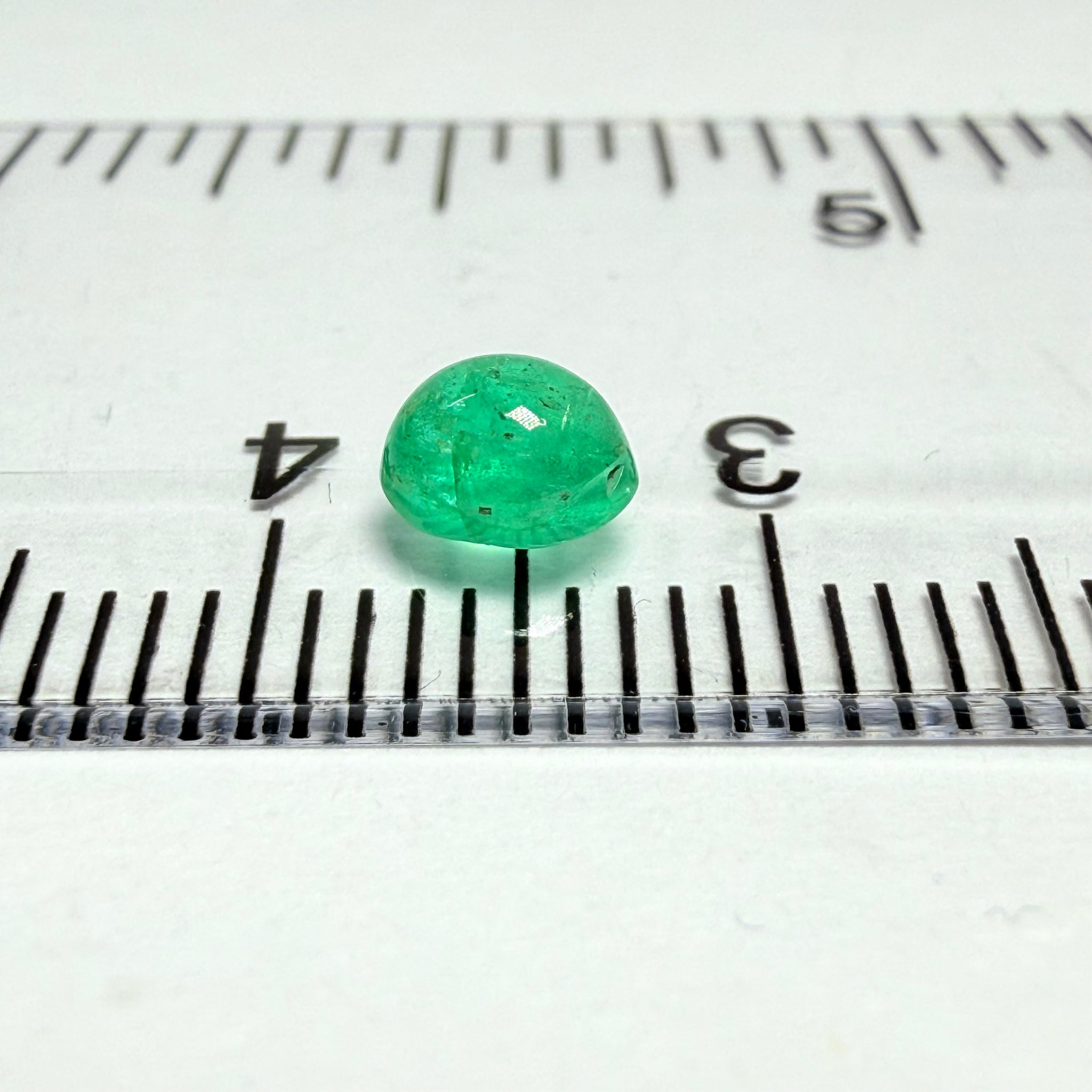 Emerald Cabochon, 0.51ct, Manyara, Tanzania. Untreated Unheated No Oil