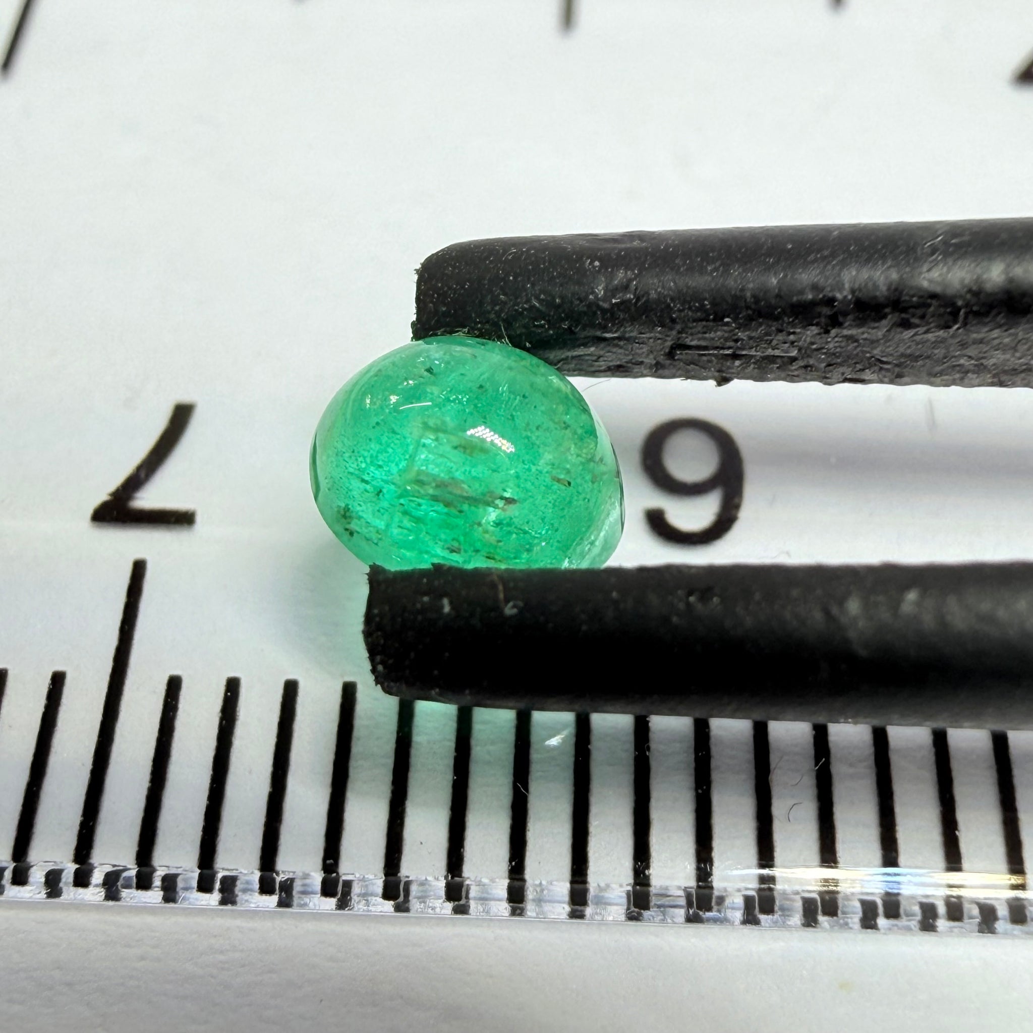 Emerald Cabochon, 0.51ct, Manyara, Tanzania. Untreated Unheated No Oil