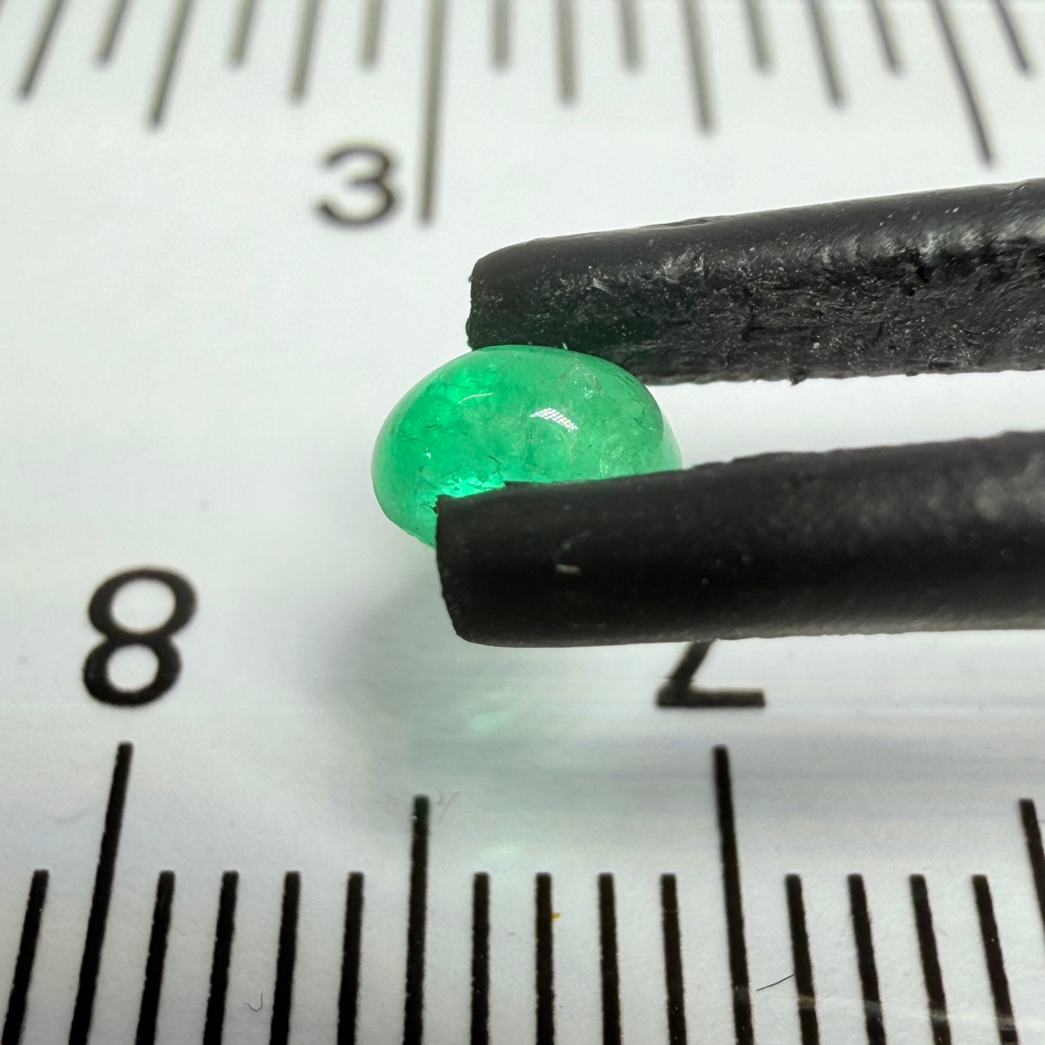 Emerald Cabochon, 0.29ct, Manyara, Tanzania. Untreated Unheated No Oil