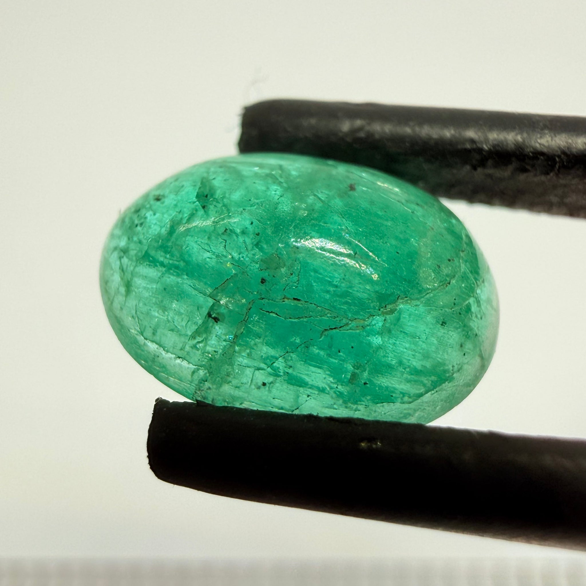 Emerald Cabochon, 2.00ct, Manyara, Tanzania. Untreated Unheated No Oil