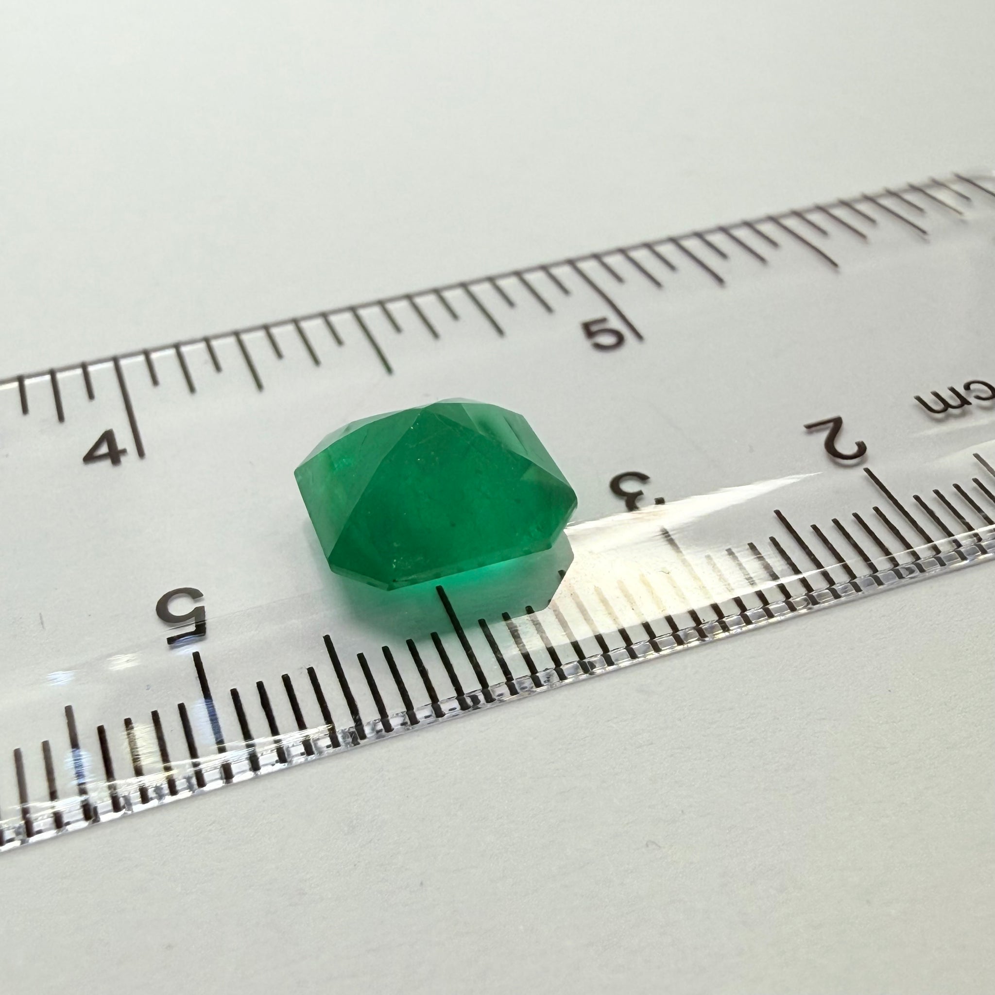 Emerald, 3.94ct, Sumbawanga, Tanzania, Untreated Unheated, no oil