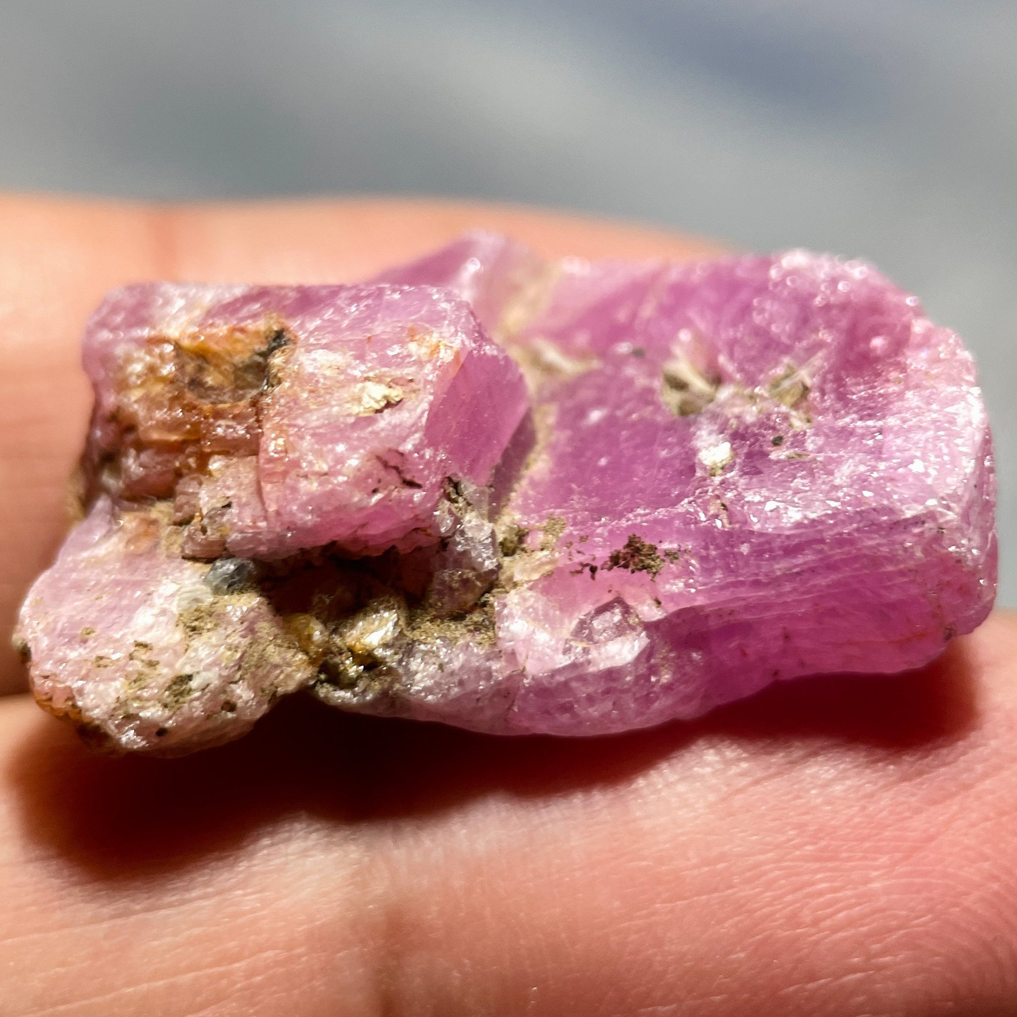 55.00Ct Sapphire Crystal Morogoro Tanzania Untreated Unheated. 3 X 1.73 1.35Cm