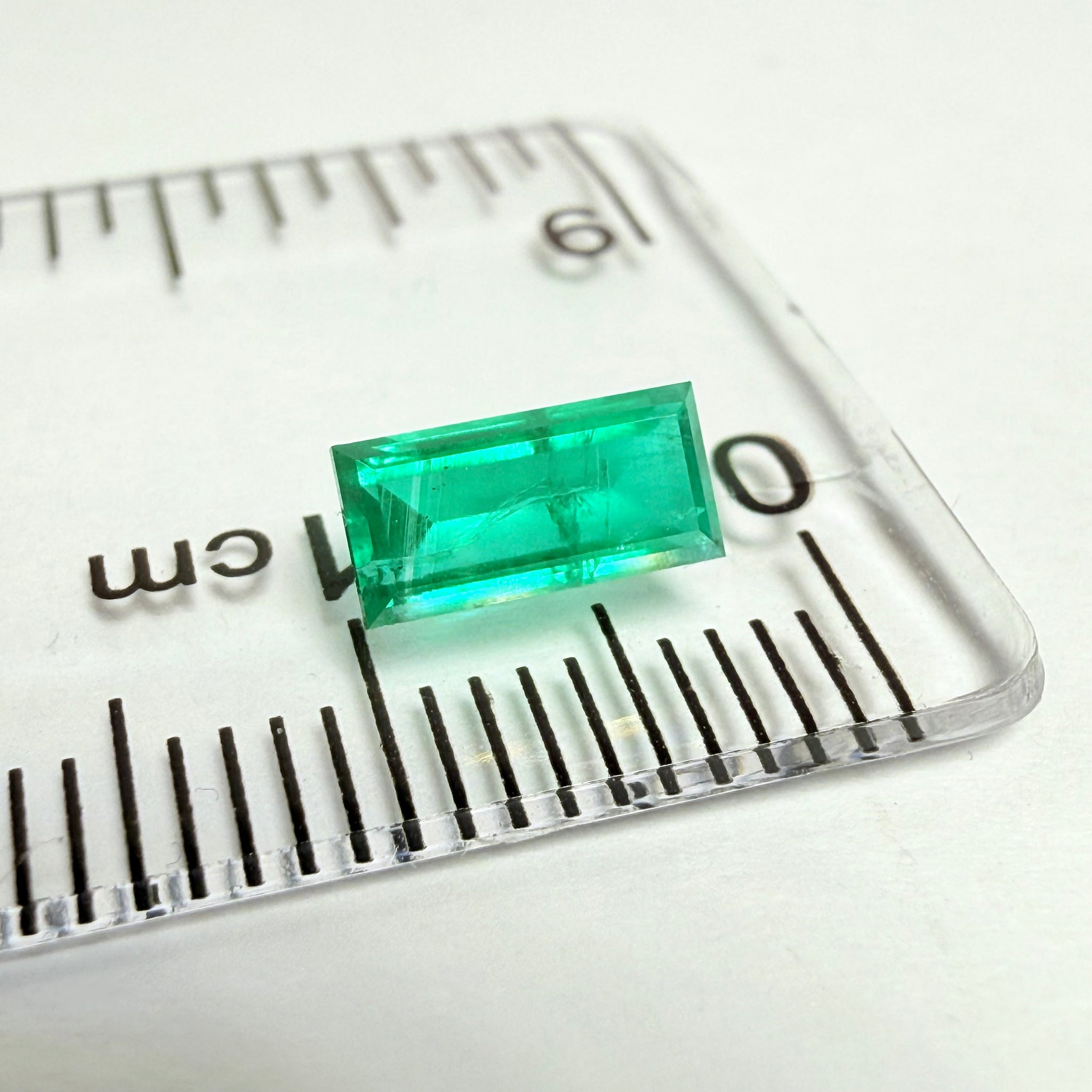 Emerald, 0.72ct, Sumbawanga, Tanzania, Untreated Unheated, no oil