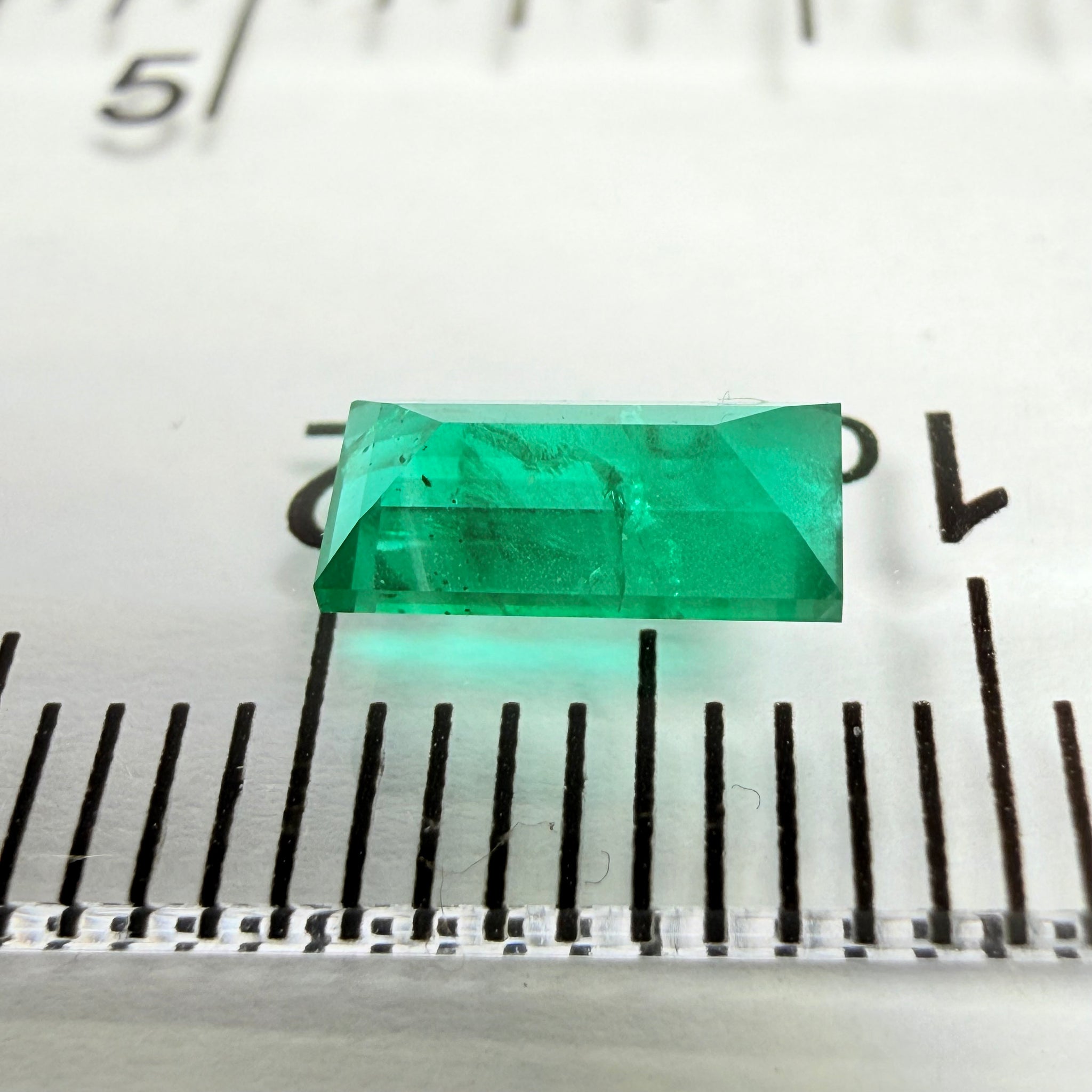 Emerald, 0.72ct, Sumbawanga, Tanzania, Untreated Unheated, no oil