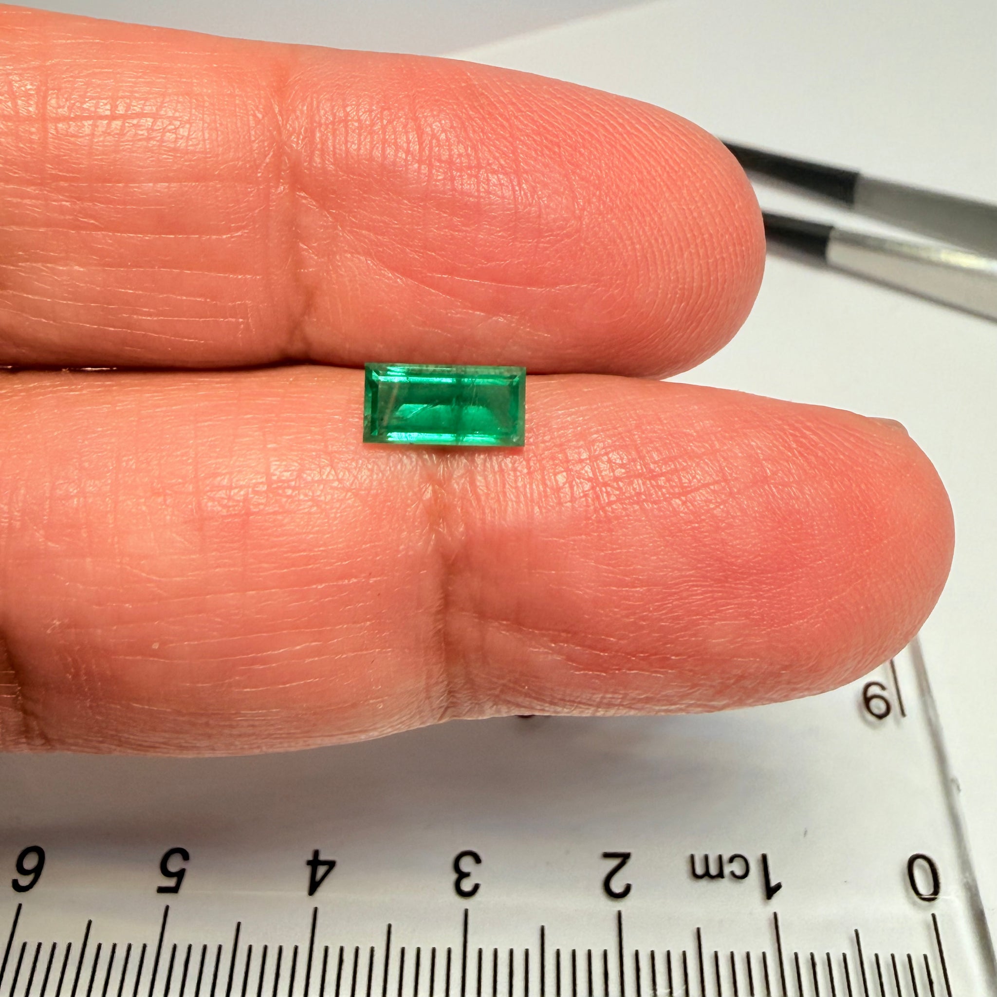 Emerald, 0.72ct, Sumbawanga, Tanzania, Untreated Unheated, no oil