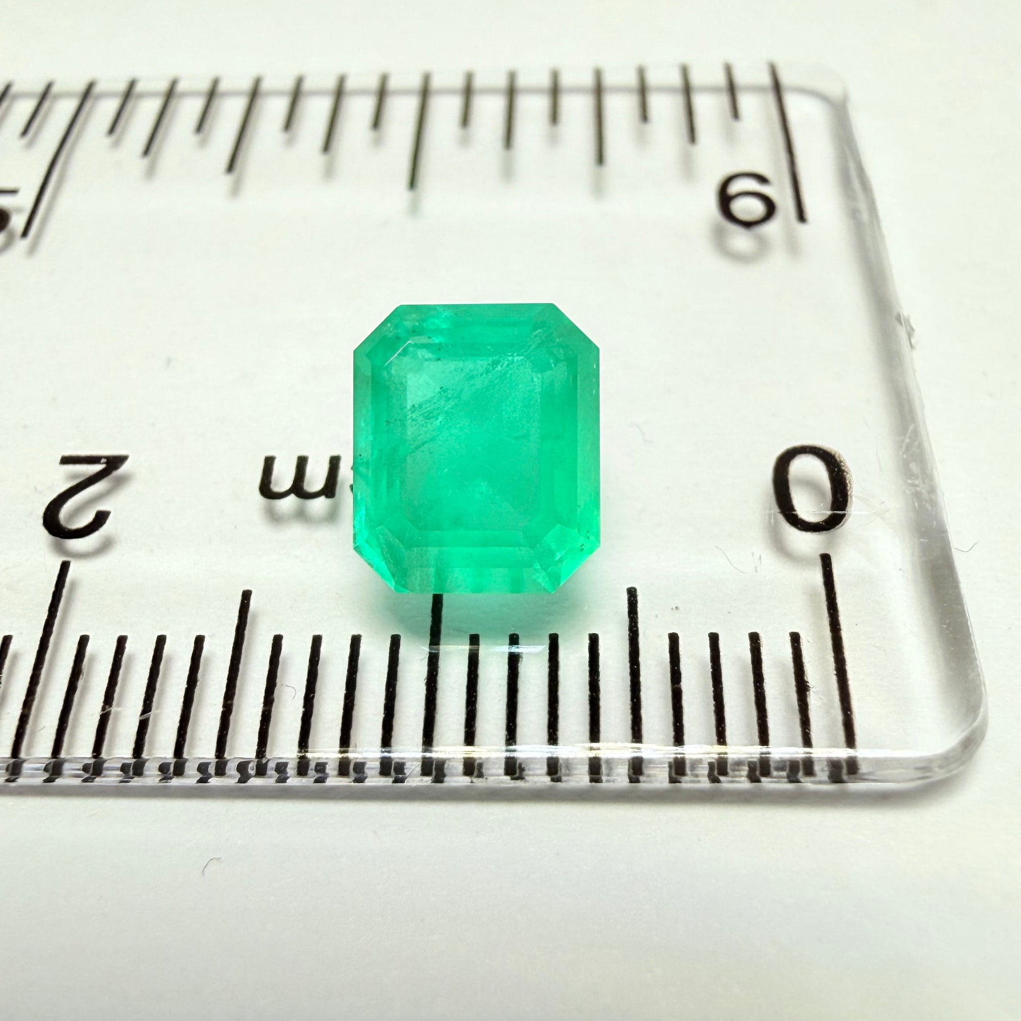 Emerald, 1.40ct, Sumbawanga, Tanzania, Untreated Unheated, no oil, vivid neon