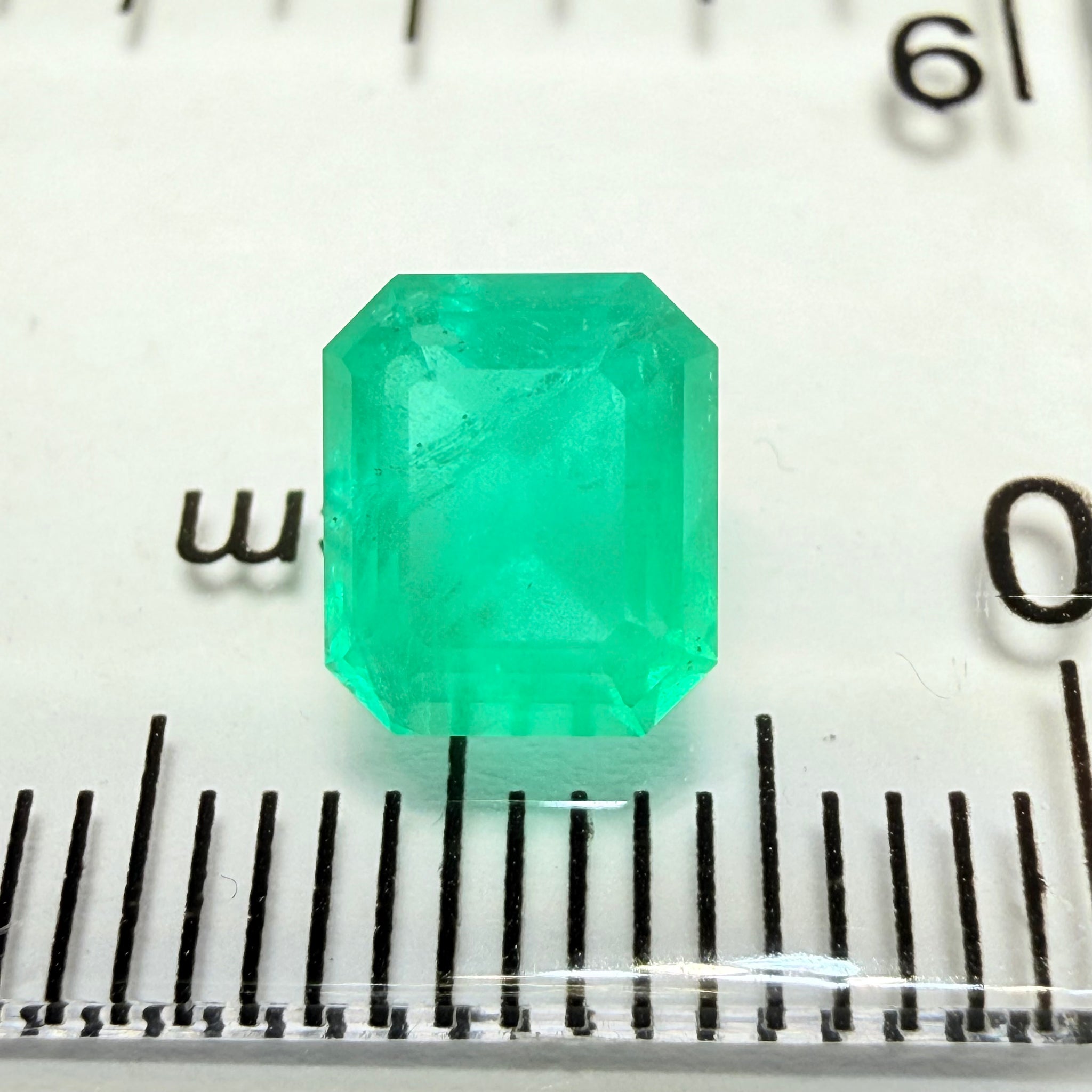 Emerald, 1.40ct, Sumbawanga, Tanzania, Untreated Unheated, no oil, vivid neon