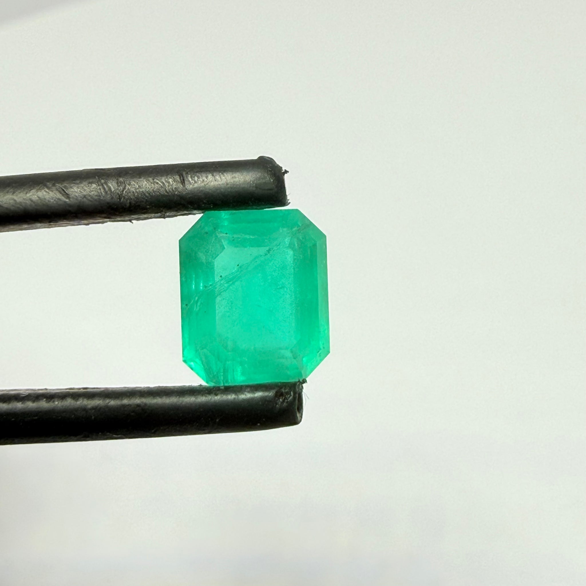 Emerald, 1.40ct, Sumbawanga, Tanzania, Untreated Unheated, no oil, vivid neon