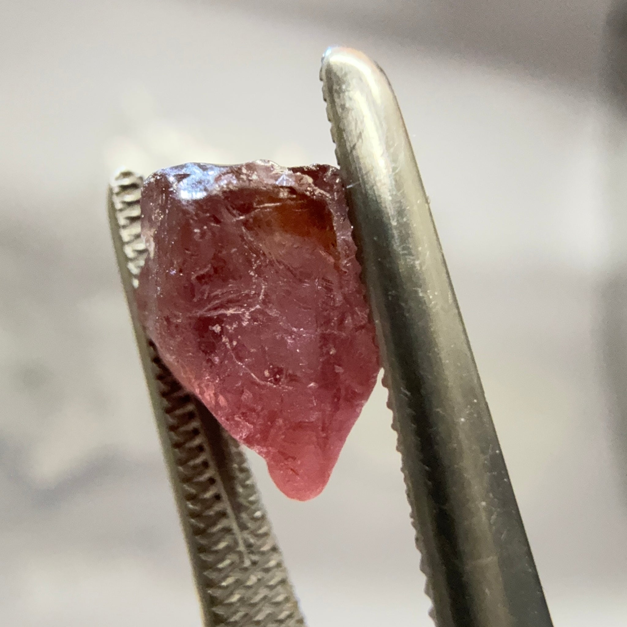 Mahenge Garnet, 3.65ct, vvs-if with a tiny piece of gunk, see photos I have circled it, Tanzania, Untreated Unheated