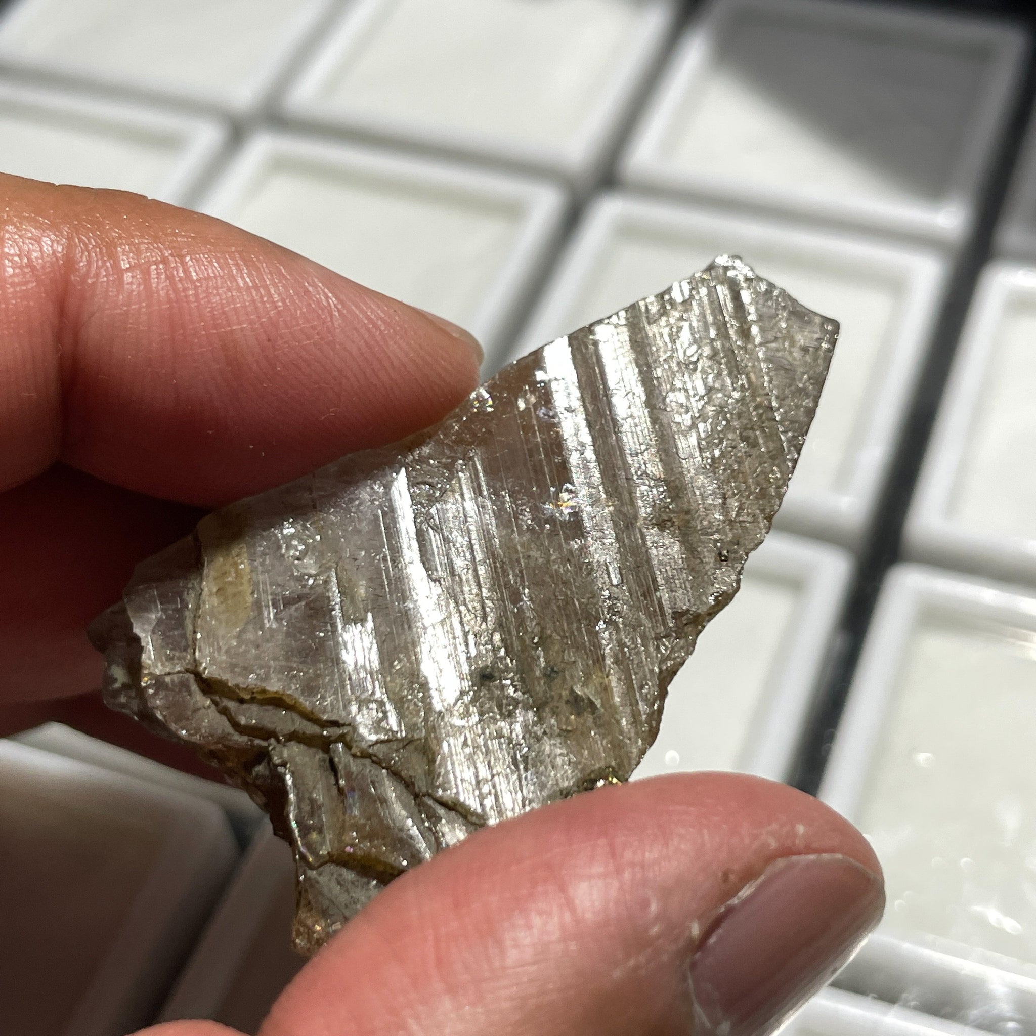 110Ct Magnesio Axinite Crystal Merelani Tanzania. 4.9 X 3.0 1Cm