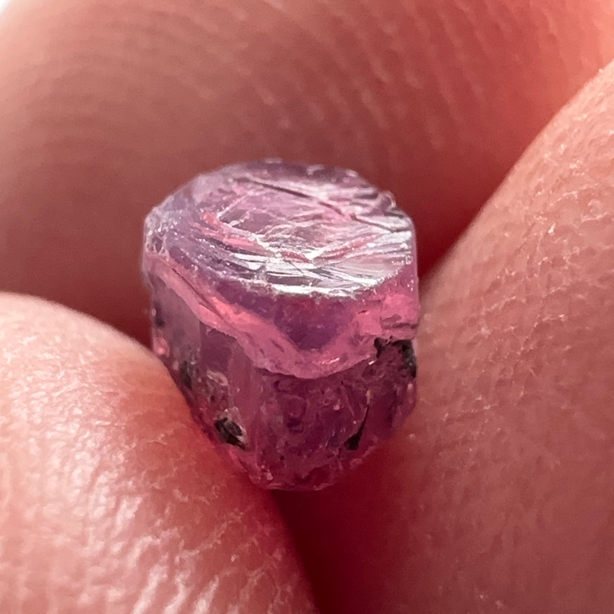 Winza Sapphire, 1.60ct, Tanzania, Untreated Unheated - crack going through not for faceting