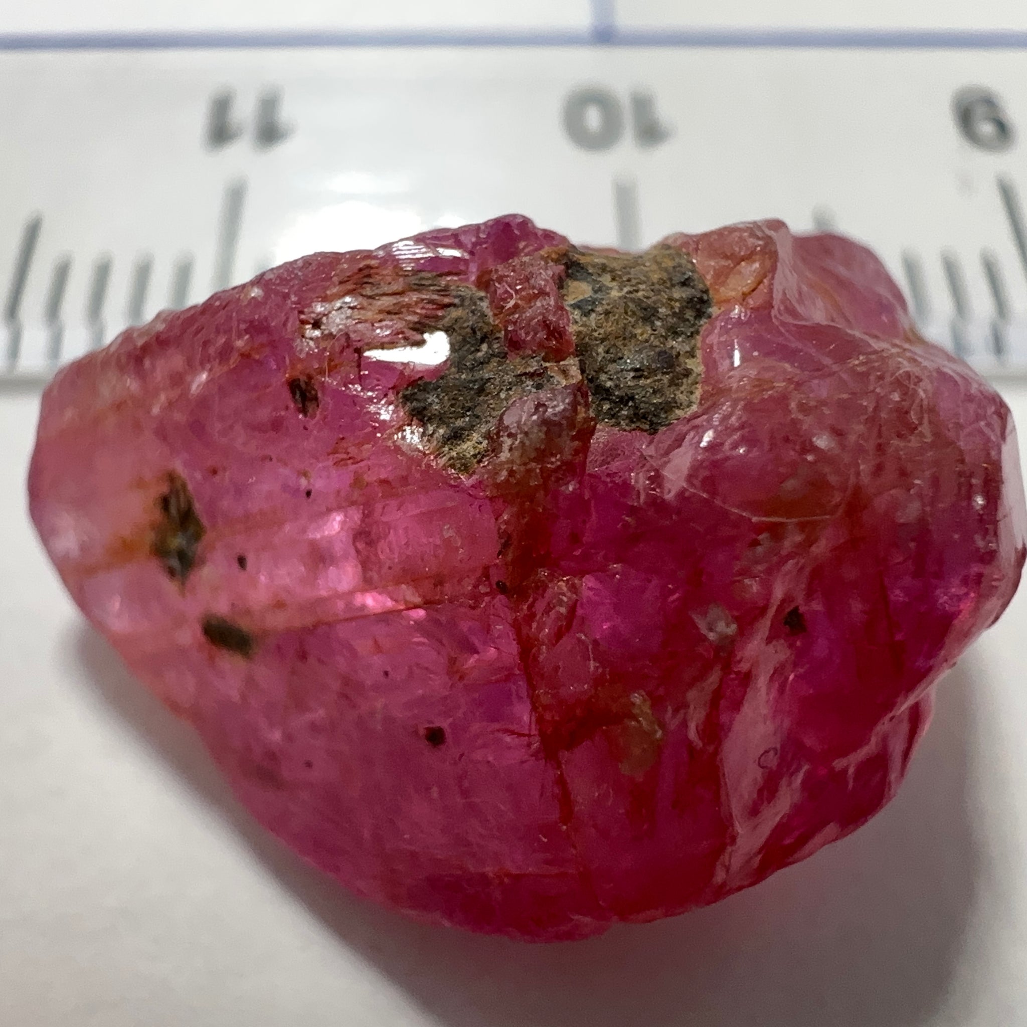 Sapphire Ruby Crystal, 20.23ct, Morogoro, Tanzania, Untreated Unheated. 18 x 12 x 9 mm, specimen/cab or facet it