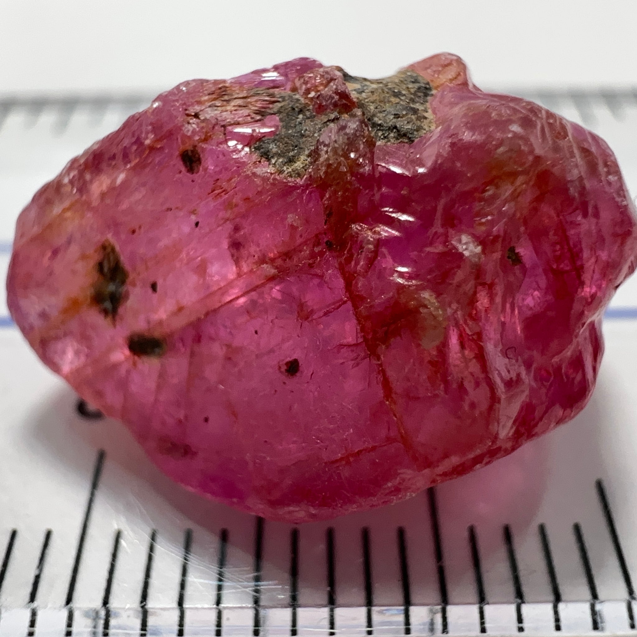 Sapphire Ruby Crystal, 20.23ct, Morogoro, Tanzania, Untreated Unheated. 18 x 12 x 9 mm, specimen/cab or facet it
