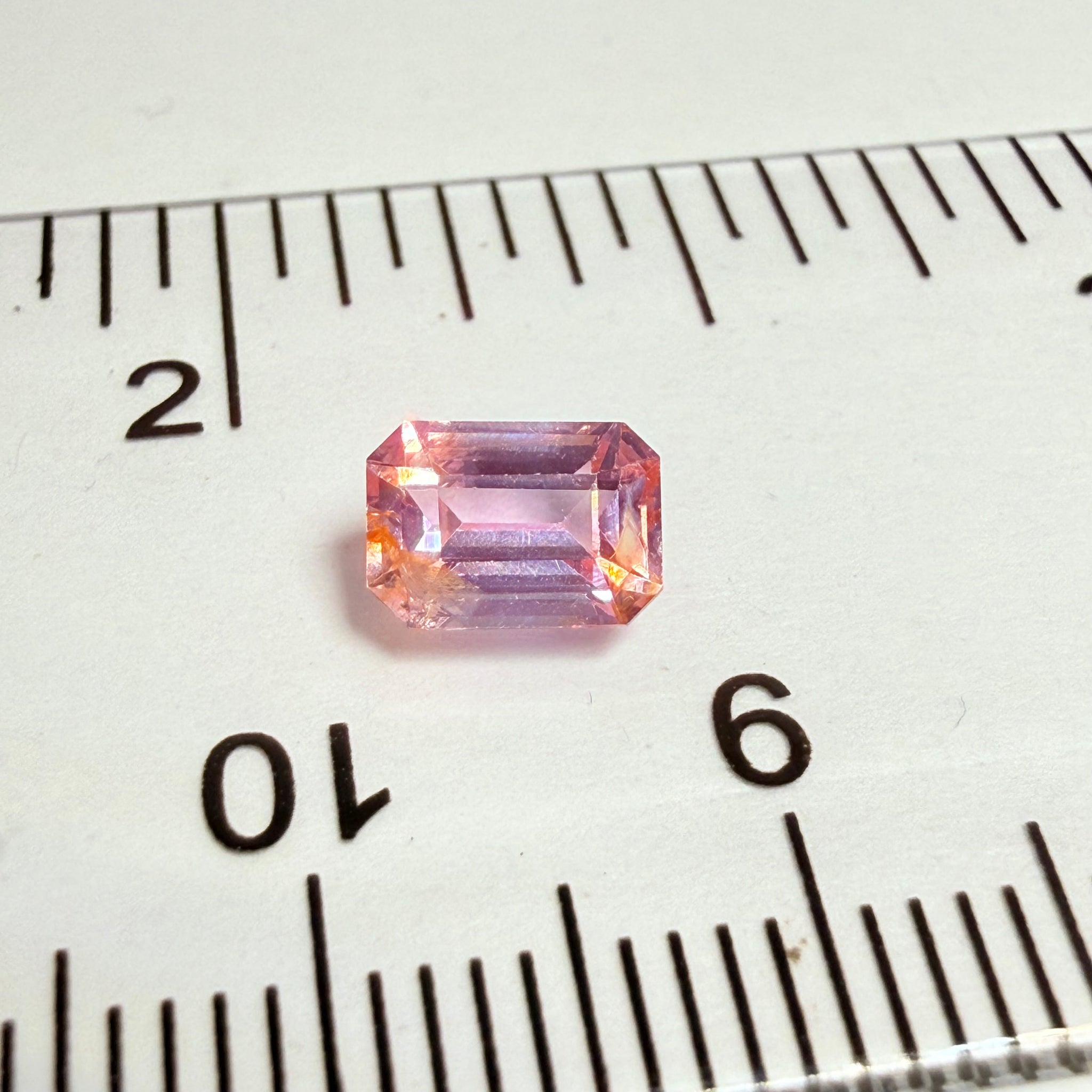 Mahenge Spinel, 0.89ct, Mahenge, Tanzania, Untreated Unheated, slight inclusions on the outside
