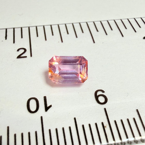 Mahenge Spinel, 0.89ct, Mahenge, Tanzania, Untreated Unheated, slight inclusions on the outside