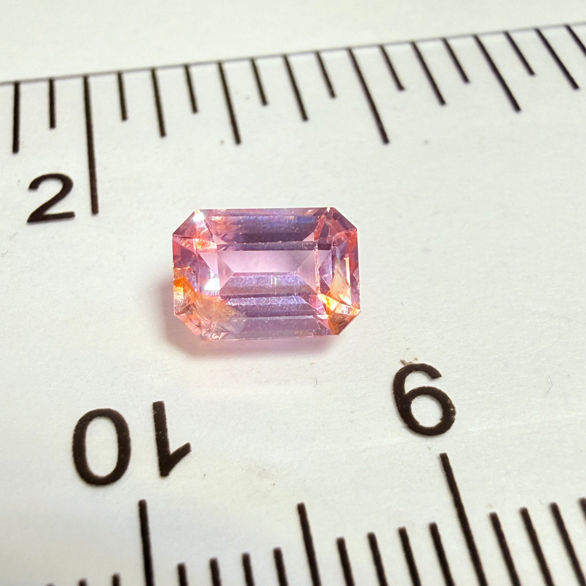 Mahenge Spinel, 0.89ct, Mahenge, Tanzania, Untreated Unheated, slight inclusions on the outside