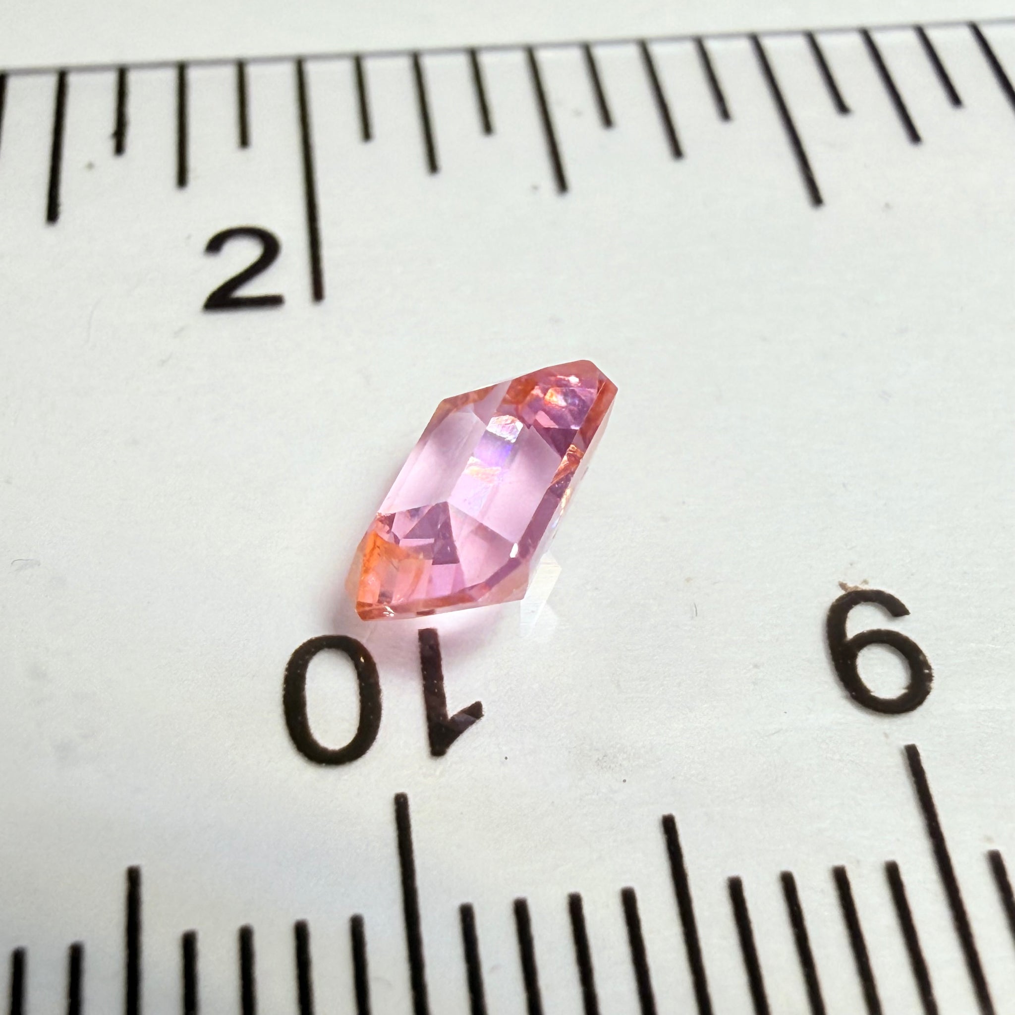 Mahenge Spinel, 0.89ct, Mahenge, Tanzania, Untreated Unheated, slight inclusions on the outside