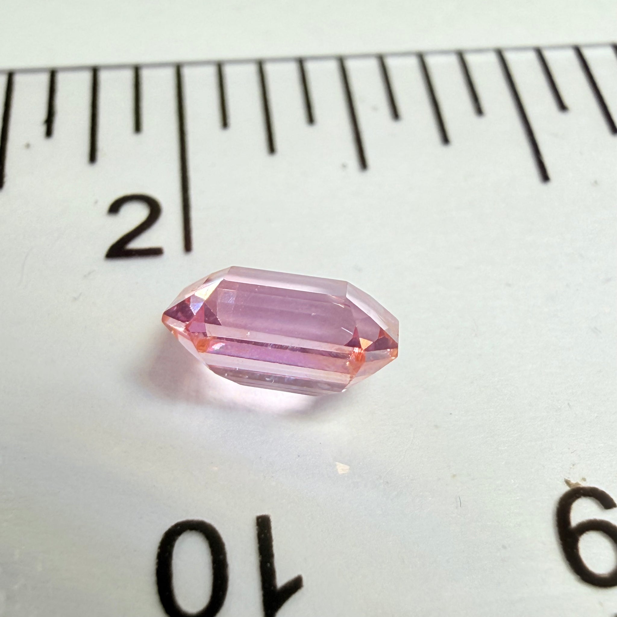 Mahenge Spinel, 0.89ct, Mahenge, Tanzania, Untreated Unheated, slight inclusions on the outside