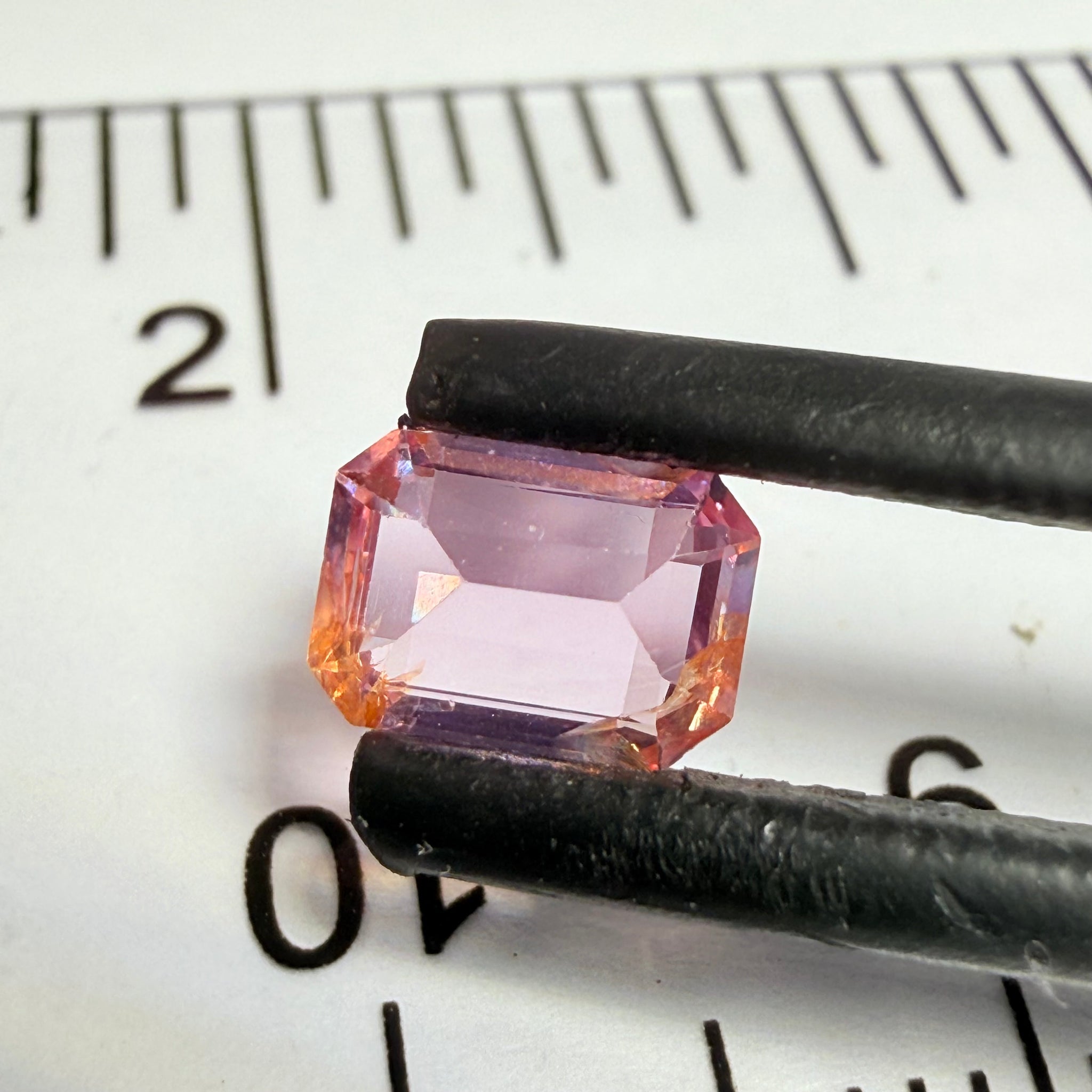Mahenge Spinel, 0.89ct, Mahenge, Tanzania, Untreated Unheated, slight inclusions on the outside