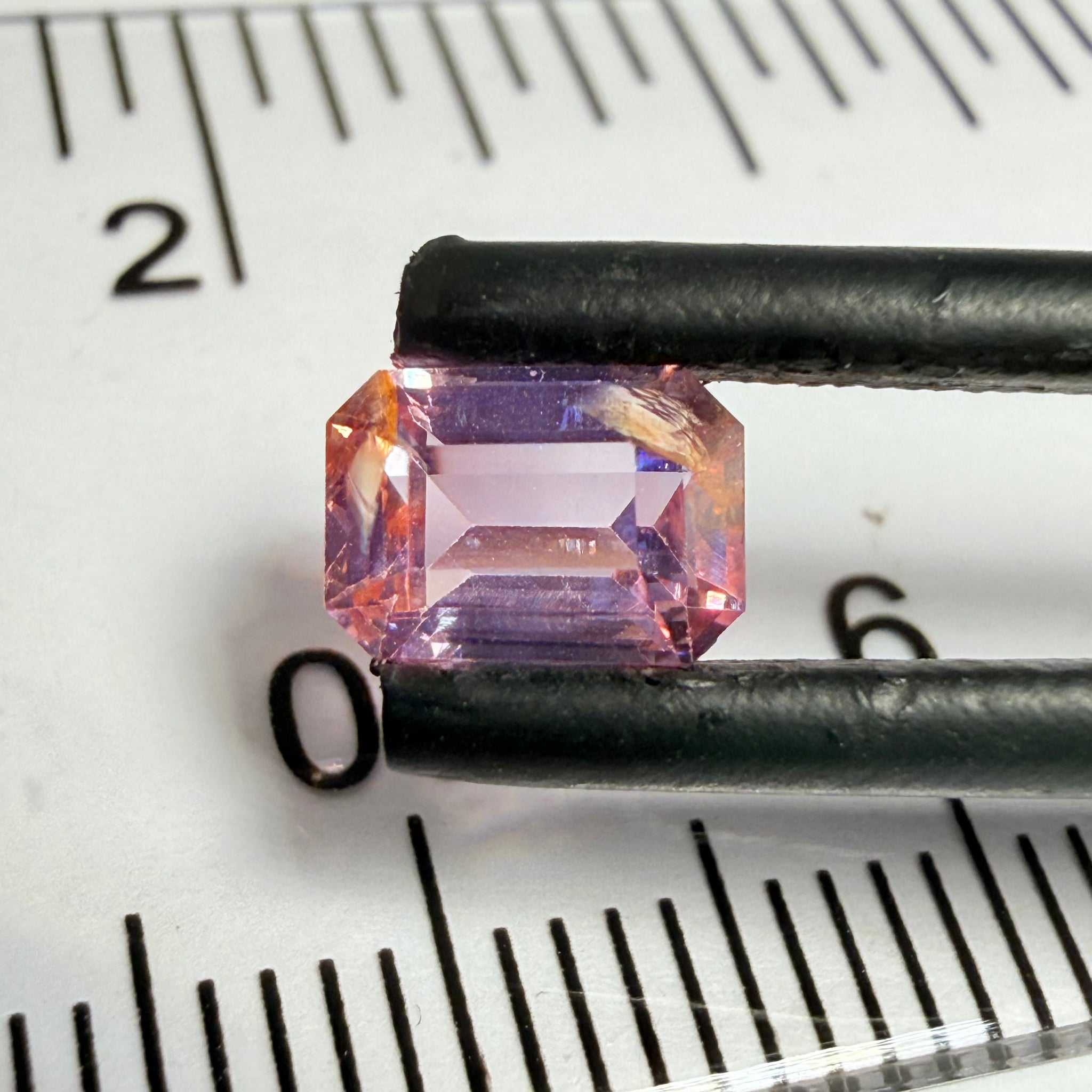 Mahenge Spinel, 0.89ct, Mahenge, Tanzania, Untreated Unheated, slight inclusions on the outside