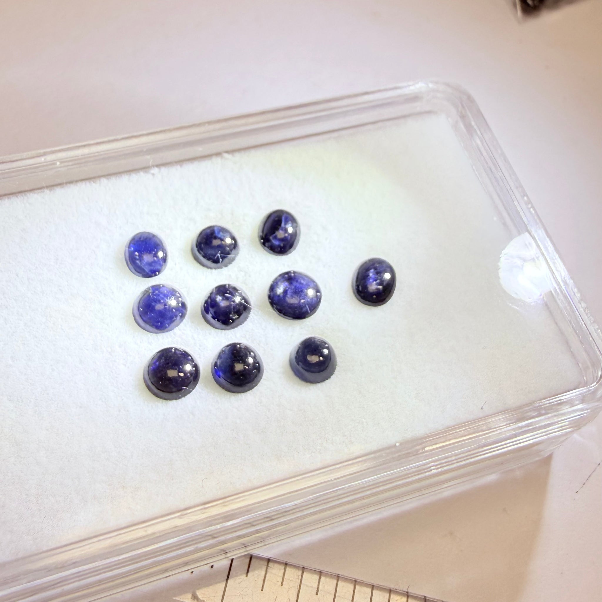 Sapphire Box, 5.13ct, Songea, Tanzania, Untreated, Unheated, cabochons