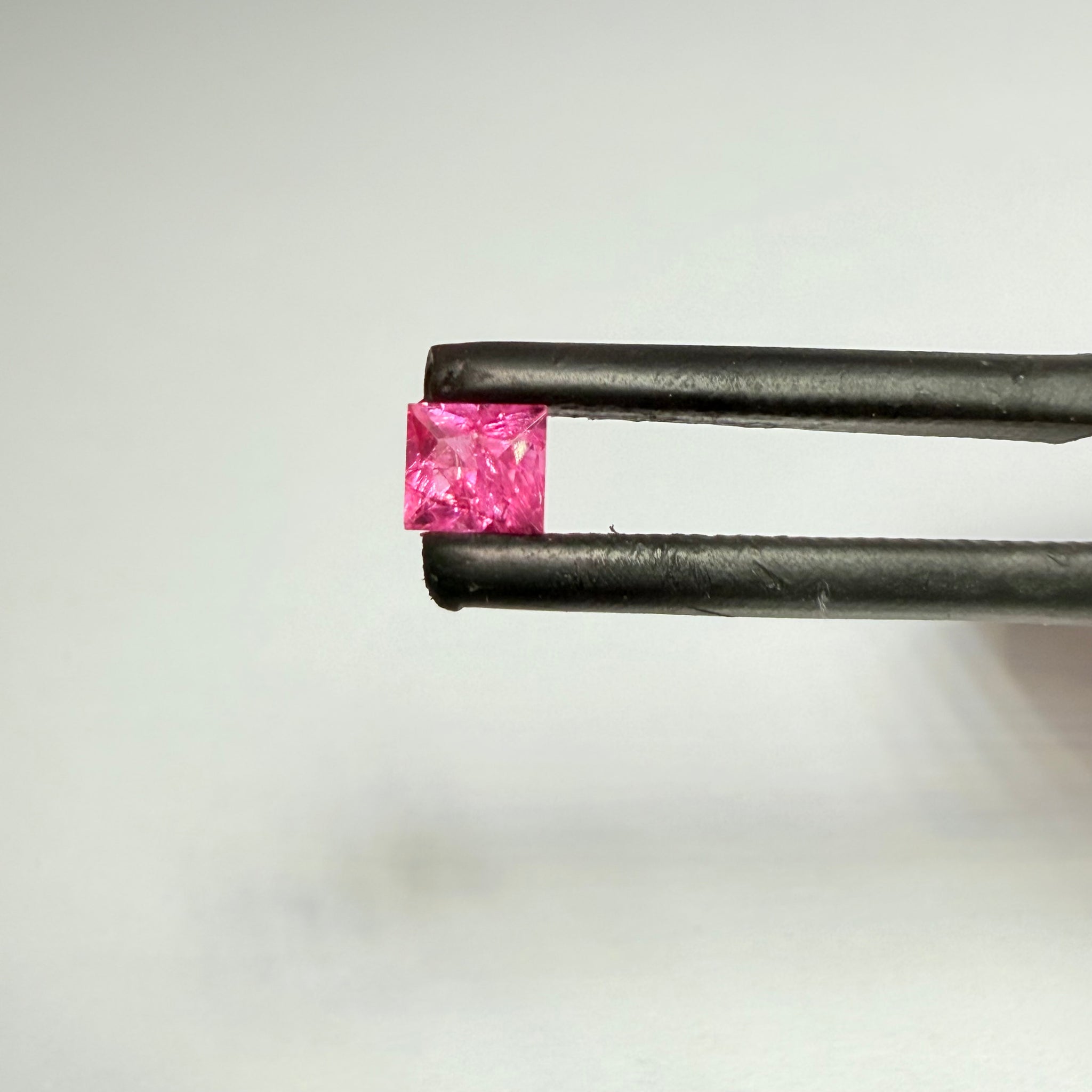 Mahenge Spinel, 0.27ct, Mahenge, Tanzania, Untreated Unheated, moderately included