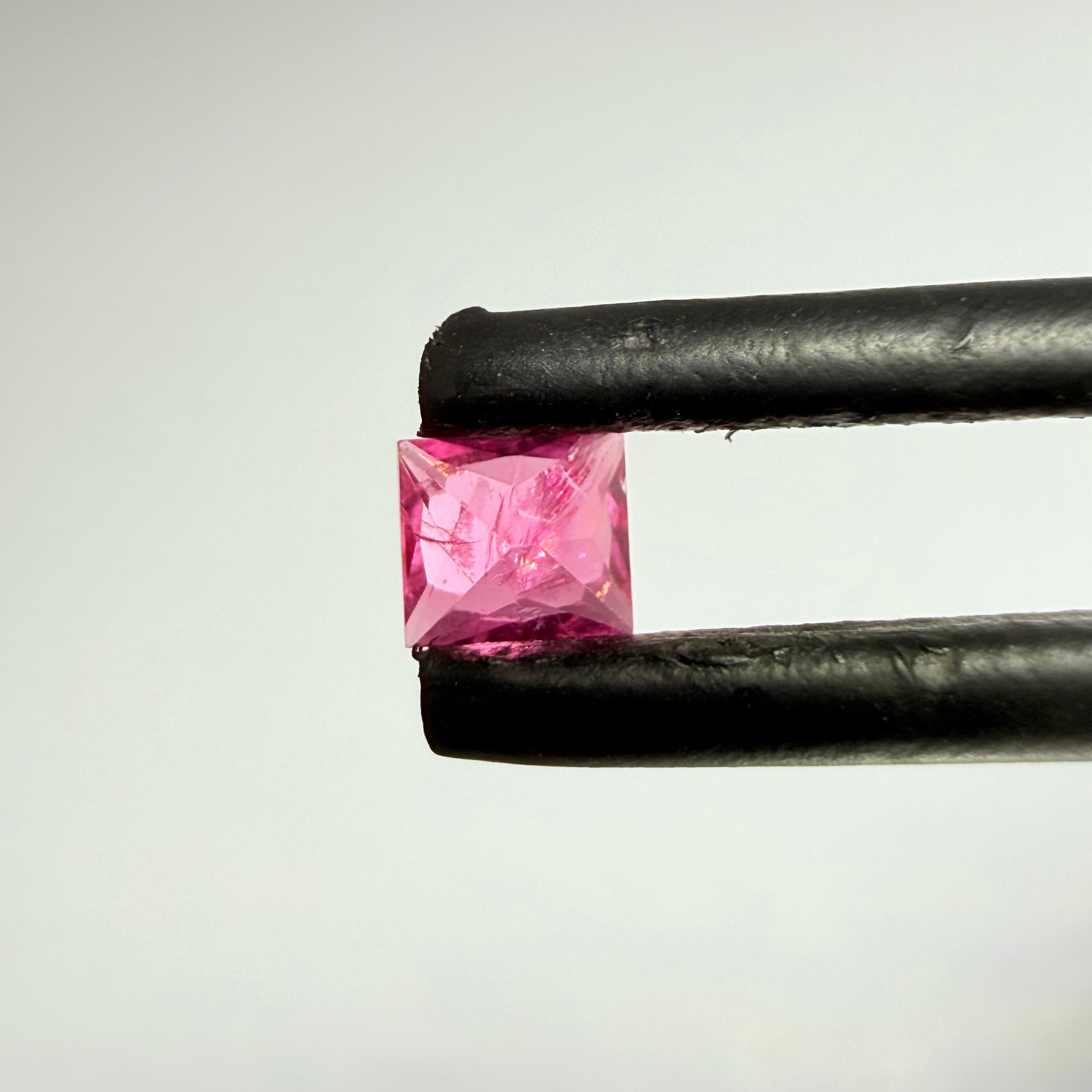 Mahenge Spinel, 0.27ct, Mahenge, Tanzania, Untreated Unheated, moderately included